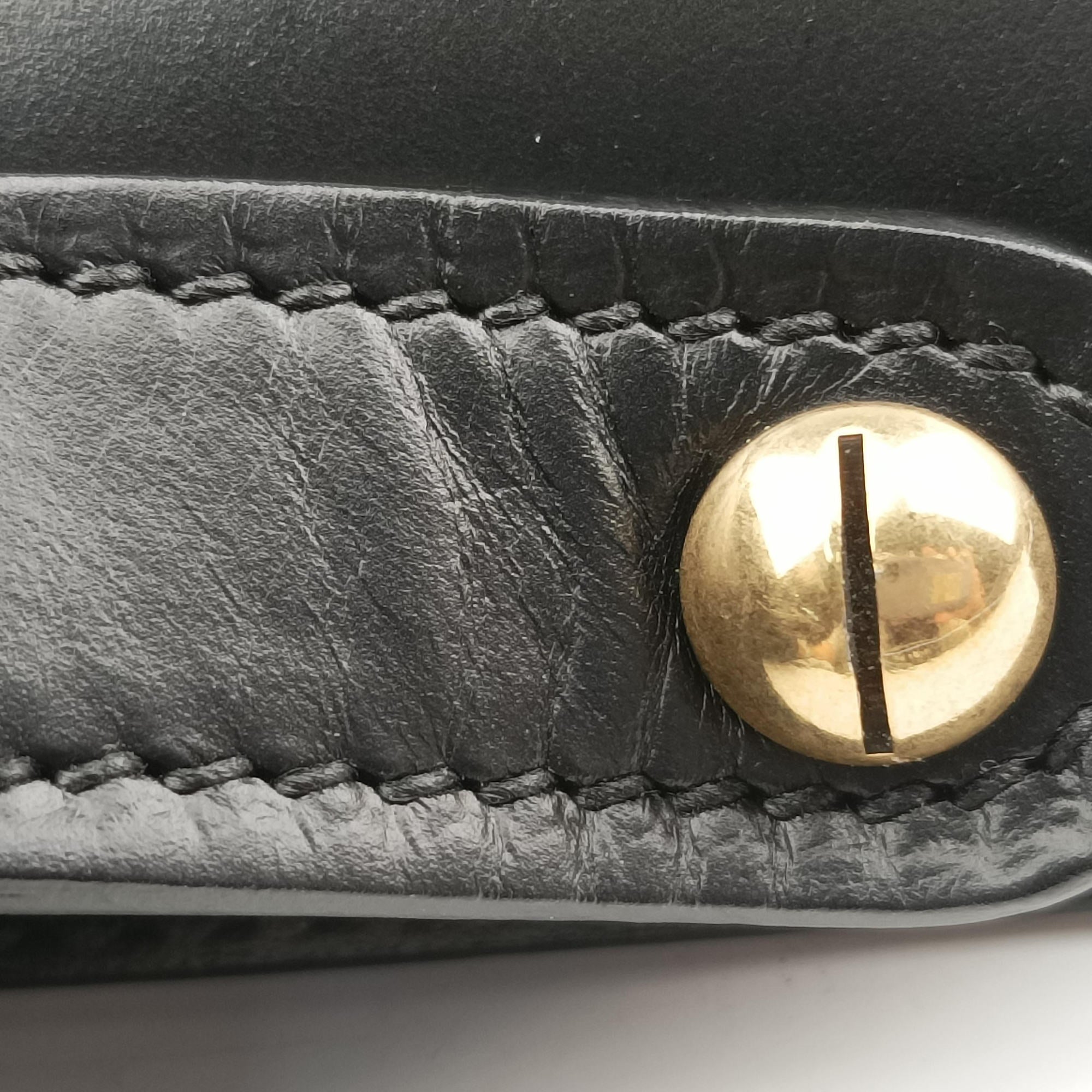 Pre-owned Christian Dior Mini D-Bee Black Leather  shoulderbag | stylenewstar