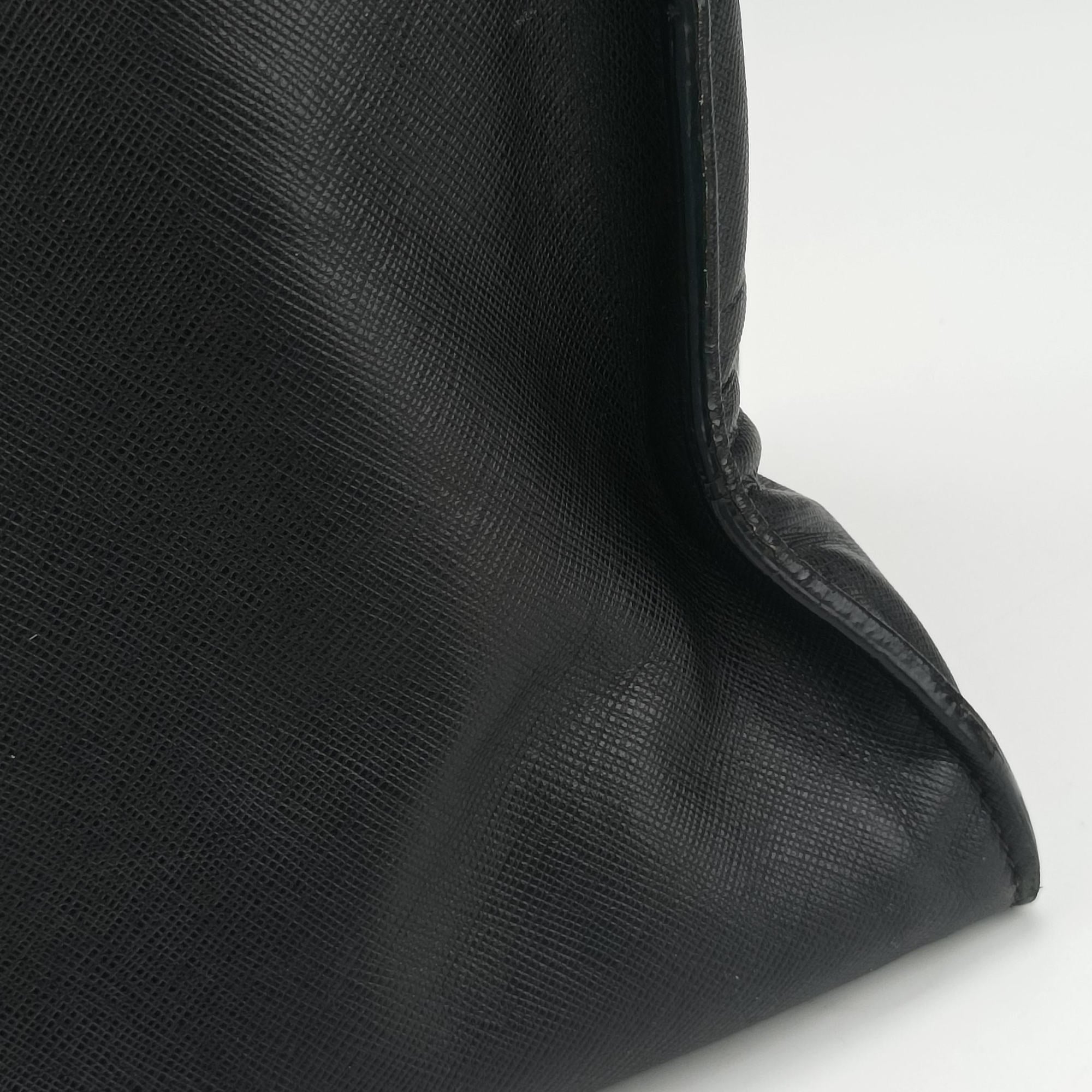 Pre-owned Prada Triple Pocket Convertible Zip Tote Black SAFFIANO　Leather BN2603 handbag | stylenewstar