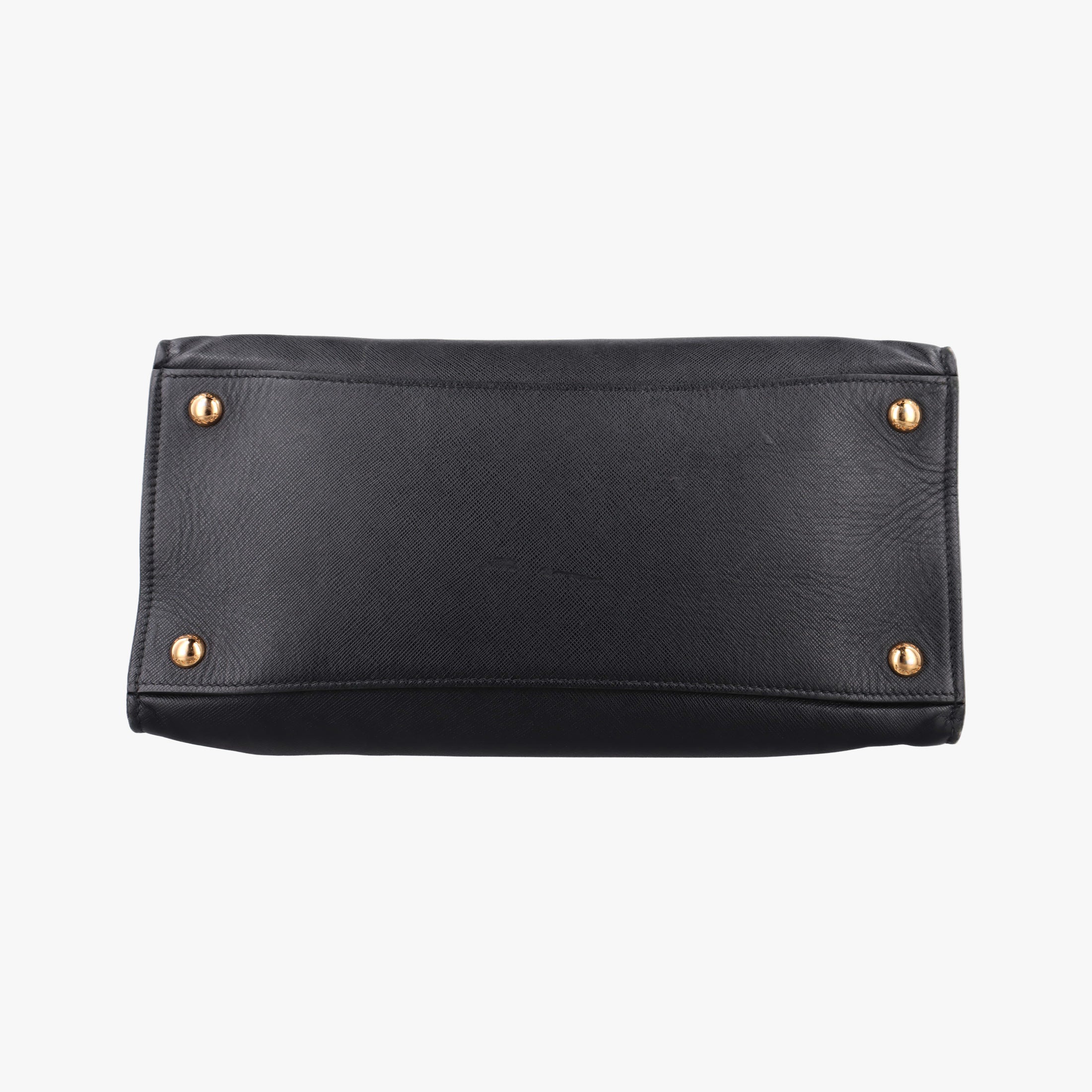 Pre-owned Prada Triple Pocket Convertible Zip Tote Black SAFFIANO　Leather BN2603 handbag | stylenewstar