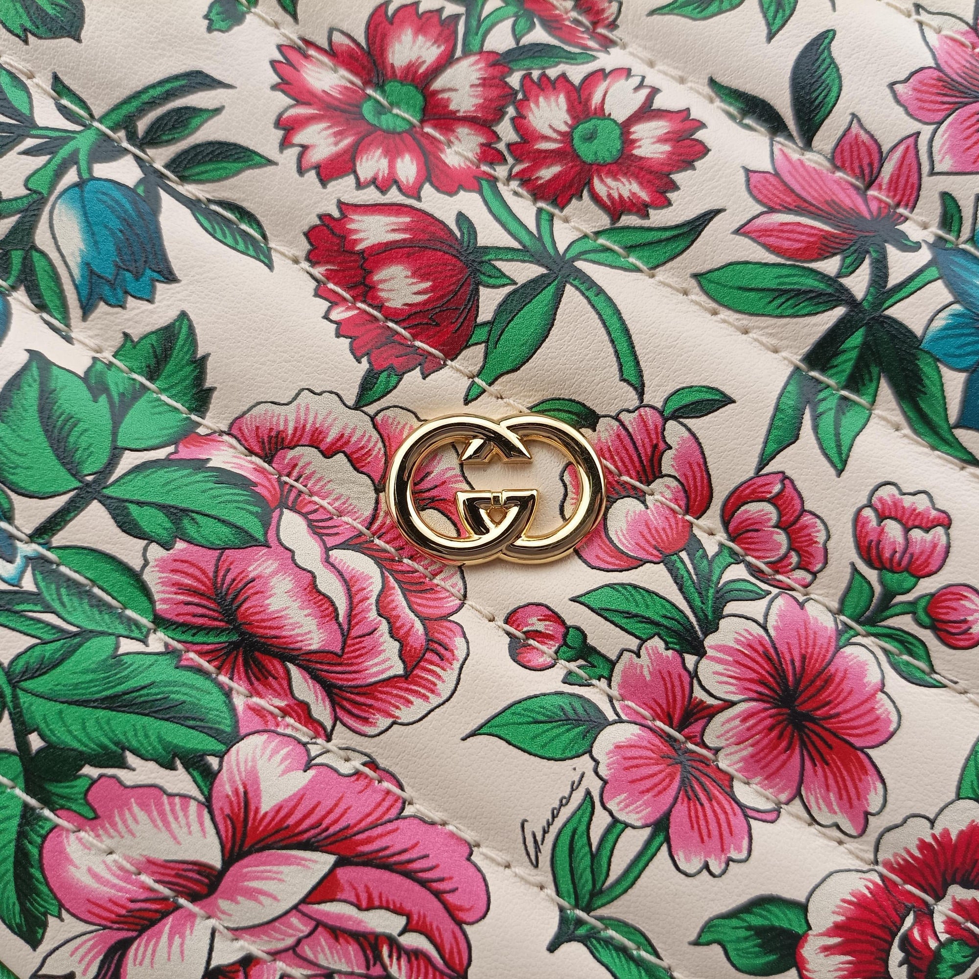 Pre-owned Gucci GG Marmont Flower Print Heart Multicolour Leather 740355 shoulderbag | stylenewstar
