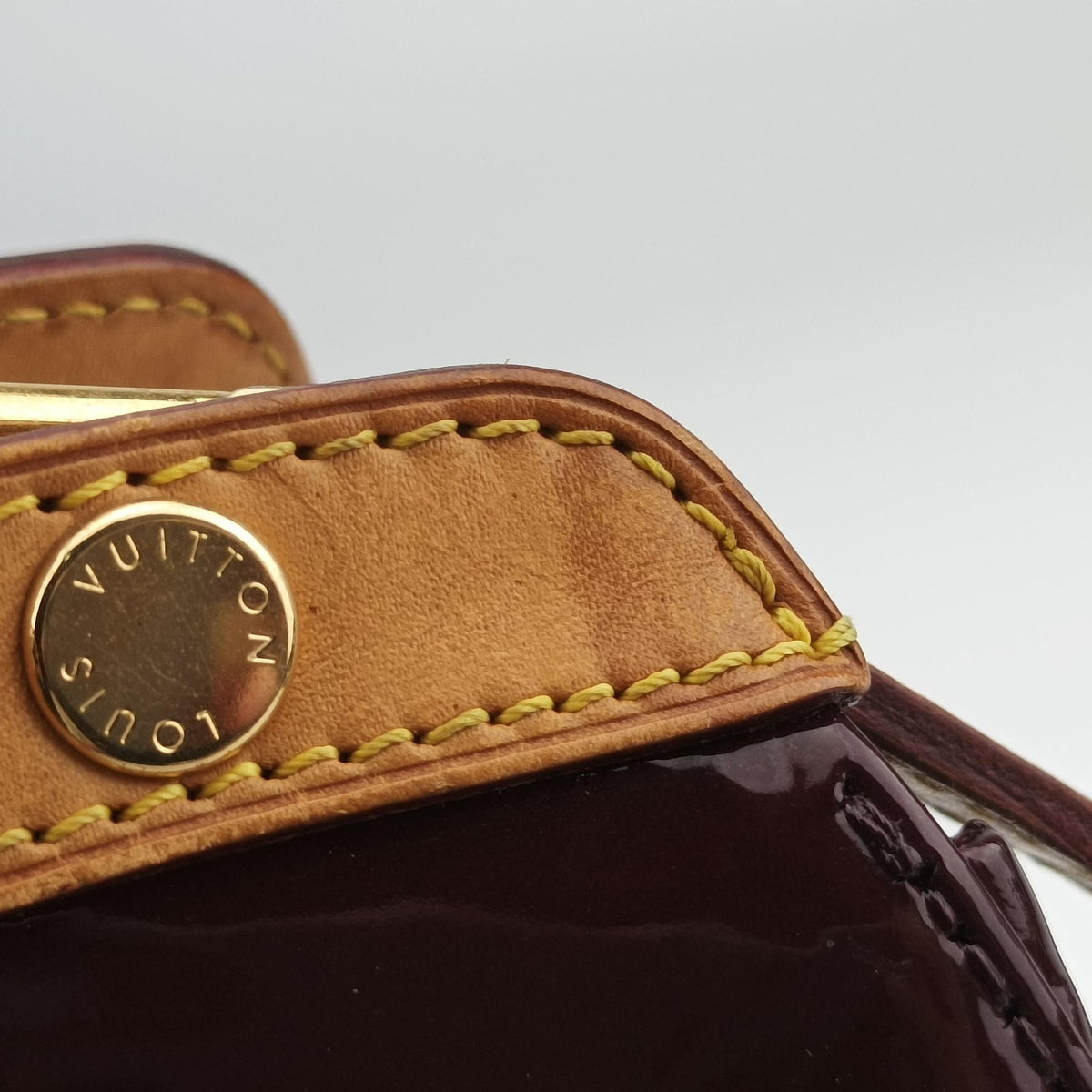 Pre-owned Louis Vuitton Brea MM AMARANTE Vernis M91619 shoulderbag | stylenewstar