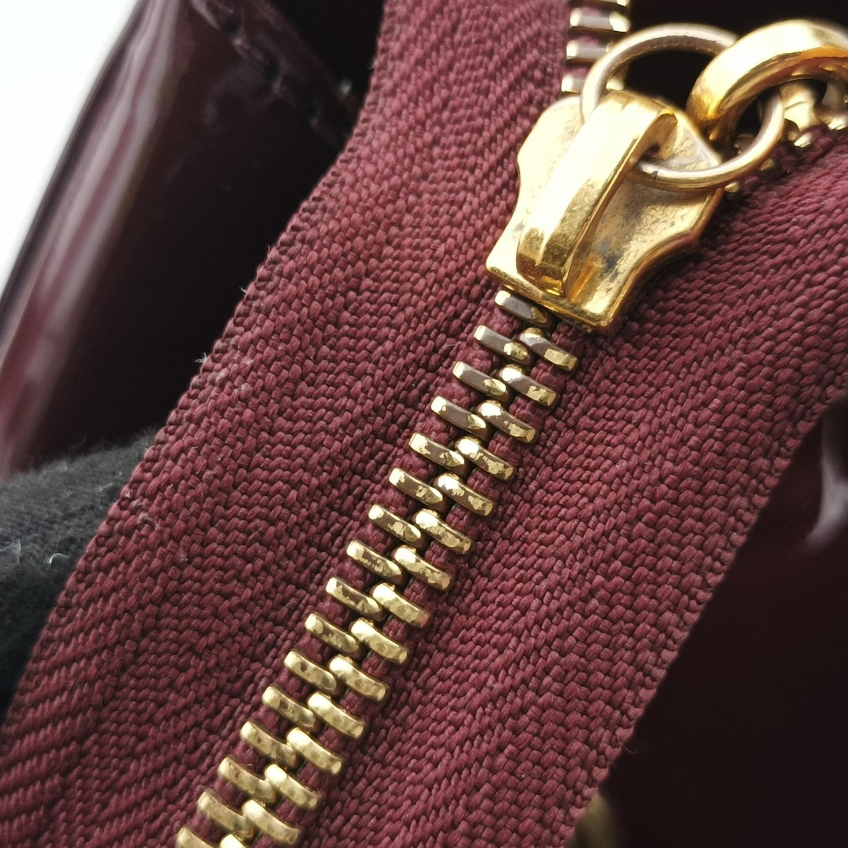 Pre-owned Louis Vuitton Brea MM AMARANTE Vernis M91619 shoulderbag | stylenewstar