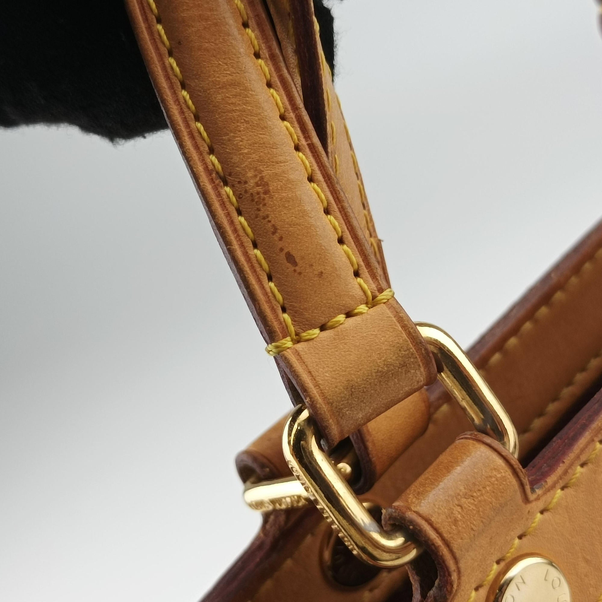 Pre-owned Louis Vuitton Brea MM AMARANTE Vernis M91619 shoulderbag | stylenewstar