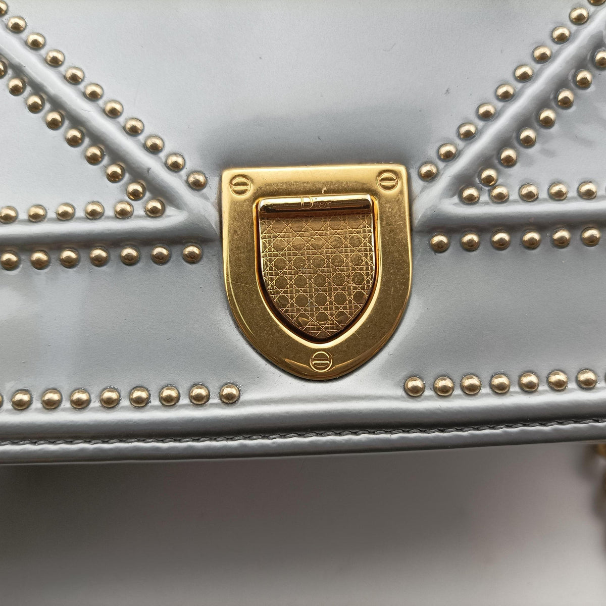 Pre-owned Christian Dior Diorama Silver Patent Leather  shoulderbag | stylenewstar