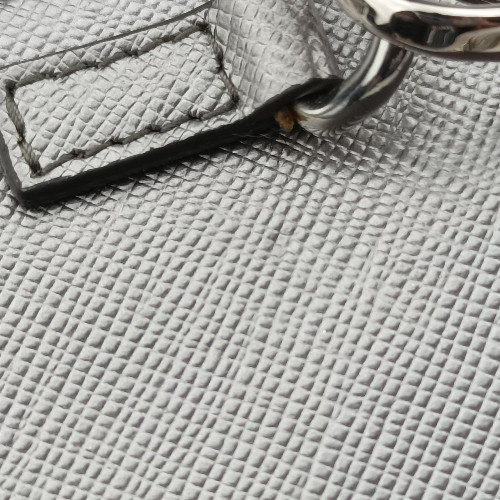 Pre-owned Prada Triangle logo Silver Saffiano Leather 1DH030 shoulderbag | stylenewstar