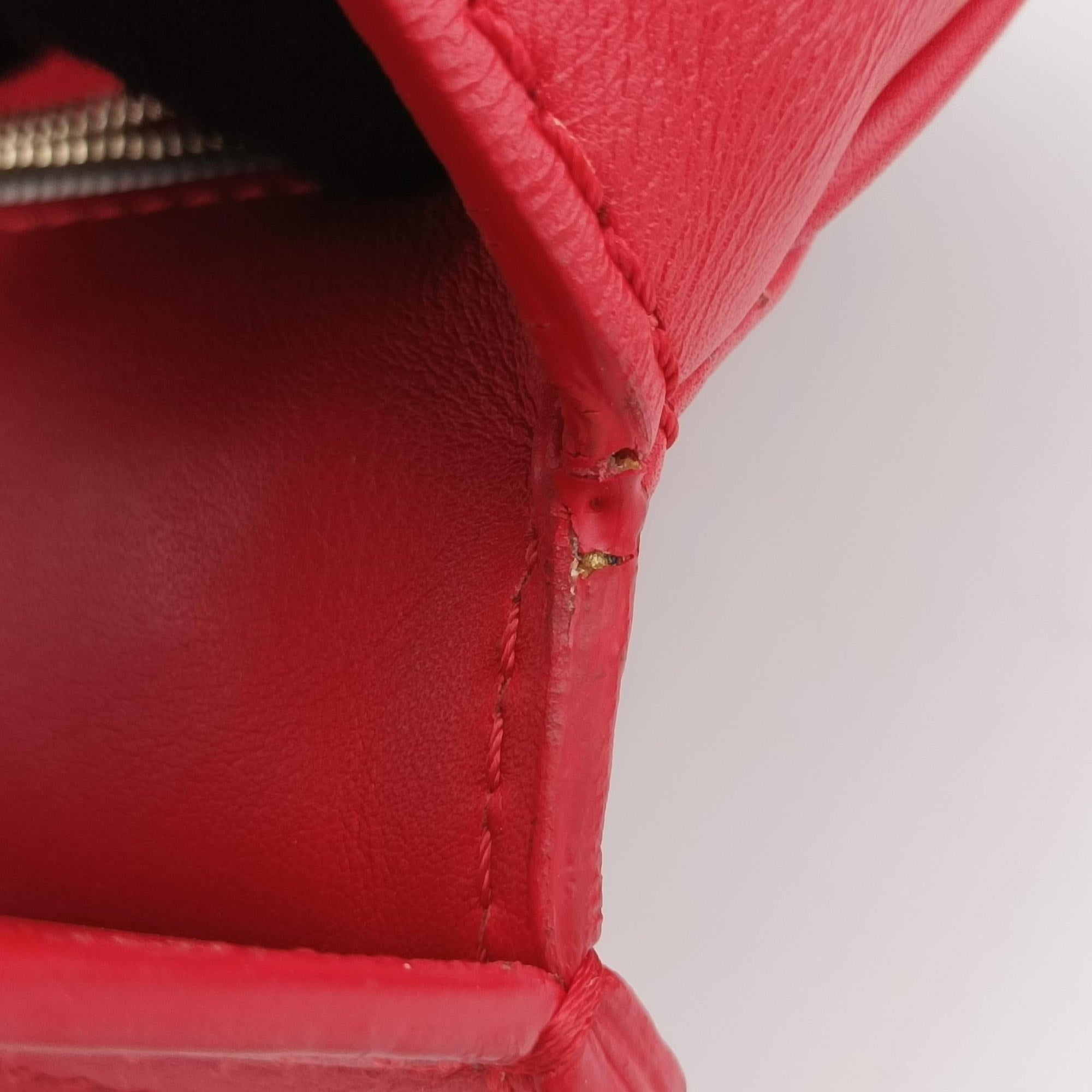 Pre-owned VERSACE Palazzo Empire Red Leather  shoulderbag | stylenewstar