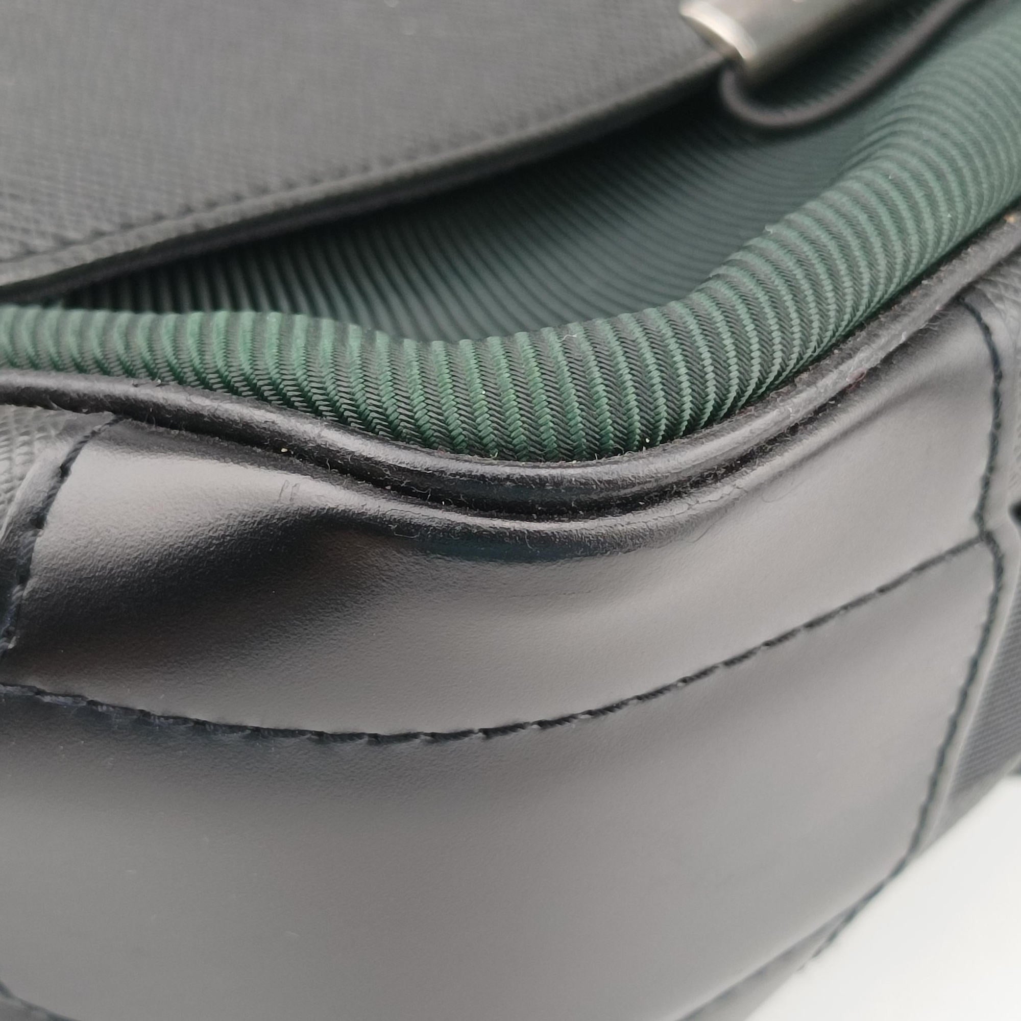 Pre-owned Louis Vuitton Viktor Ardoise Taiga x canvas M30142 crossbodybag | stylenewstar