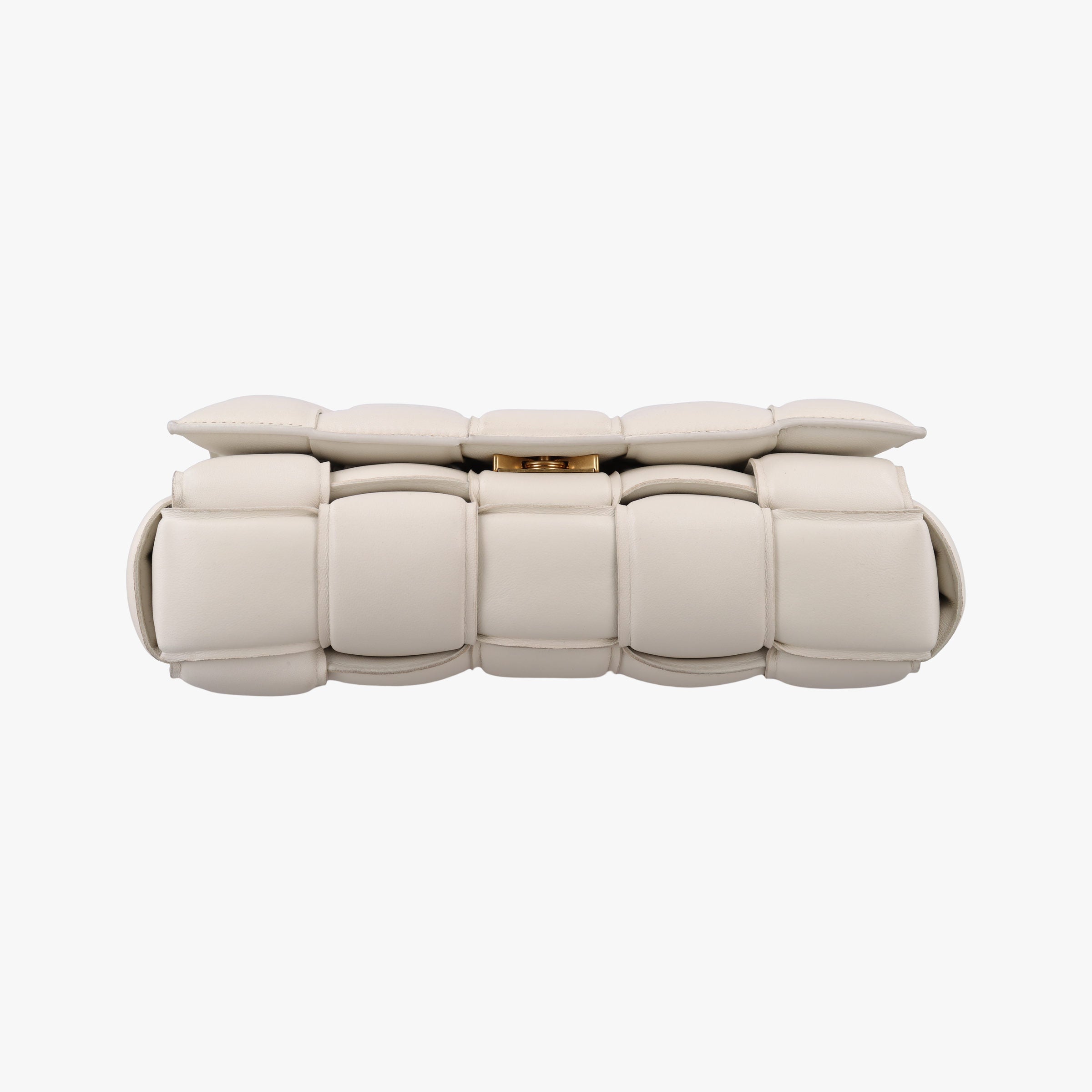 Pre-owned Bottega Veneta Padded CASSETTE White lambskin  shoulderbag | stylenewstar