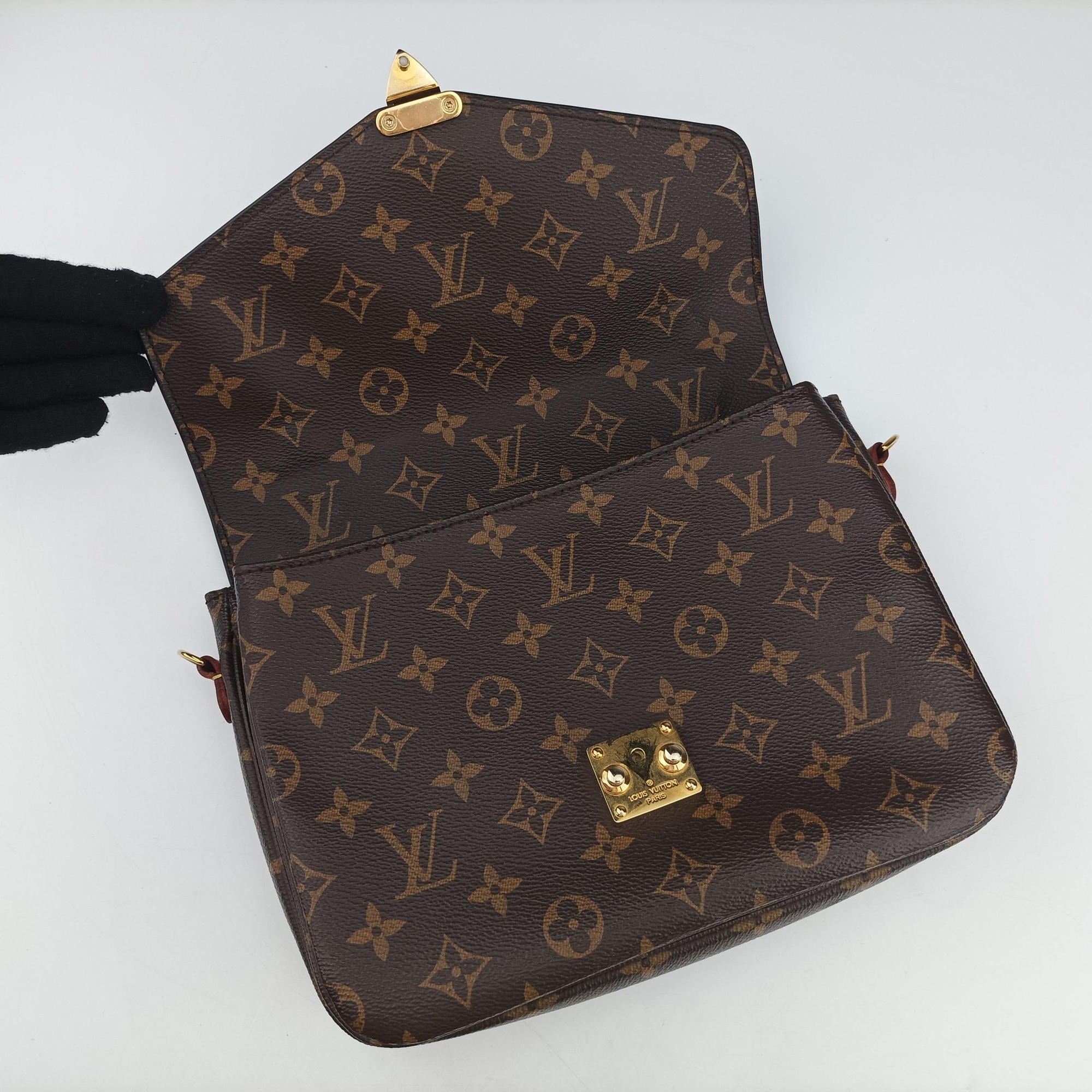 Pre-owned Louis Vuitton Pochette Metis MM Brown Monogram Canvas M44875 shoulderbag | stylenewstar