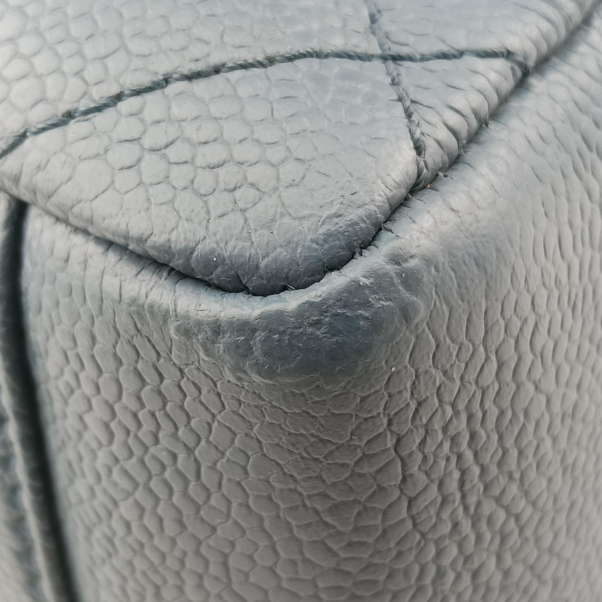 Secondhand Chanel Matelasse Cocomark GST Blue caviar skin A50995 shoulderbag | stylenewstar
