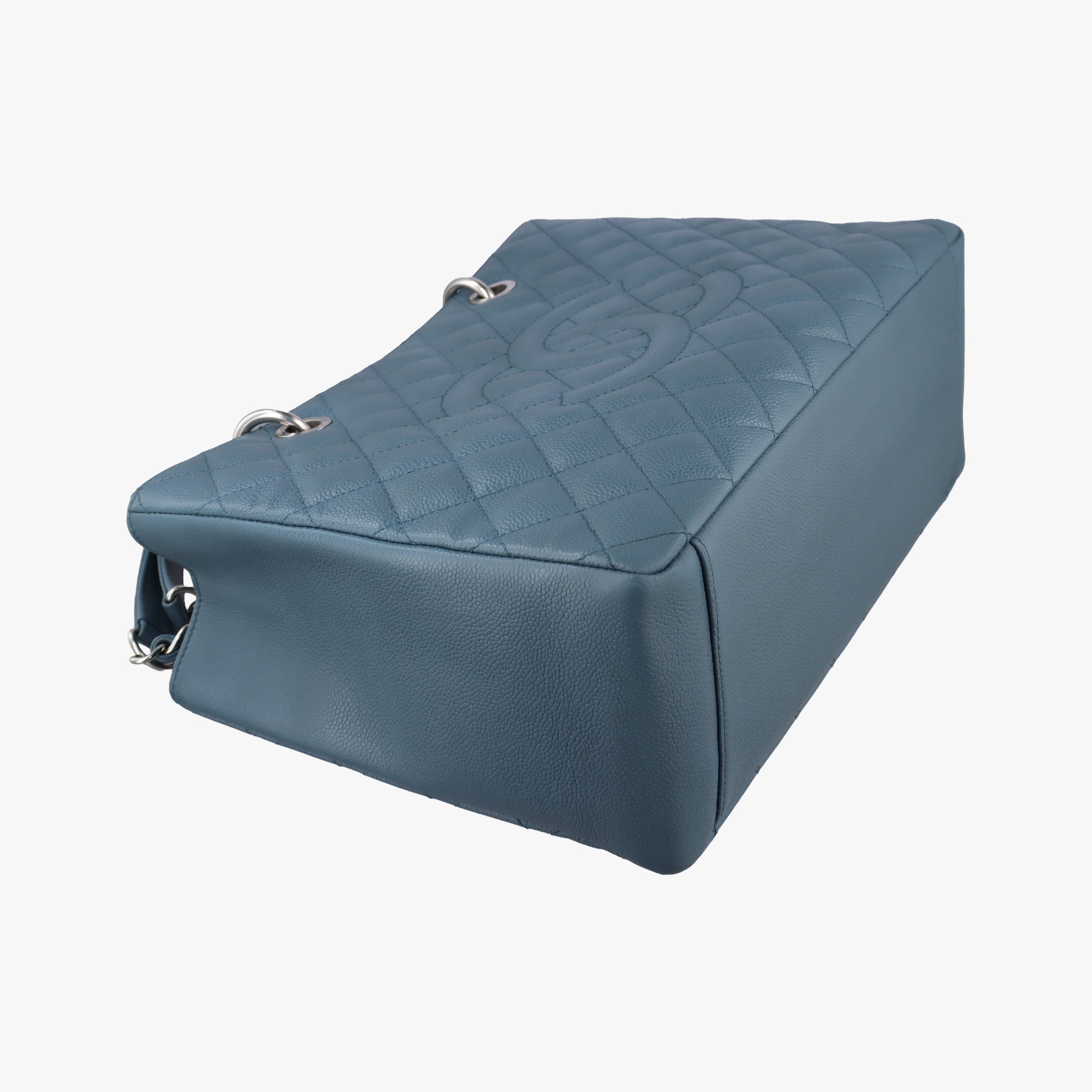 Secondhand Chanel Matelasse Cocomark GST Blue caviar skin A50995 shoulderbag | stylenewstar