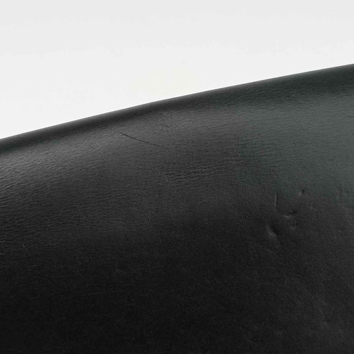 Pre-owned Yves Saint Laurent KATE Black Leather 354119 shoulderbag | stylenewstar