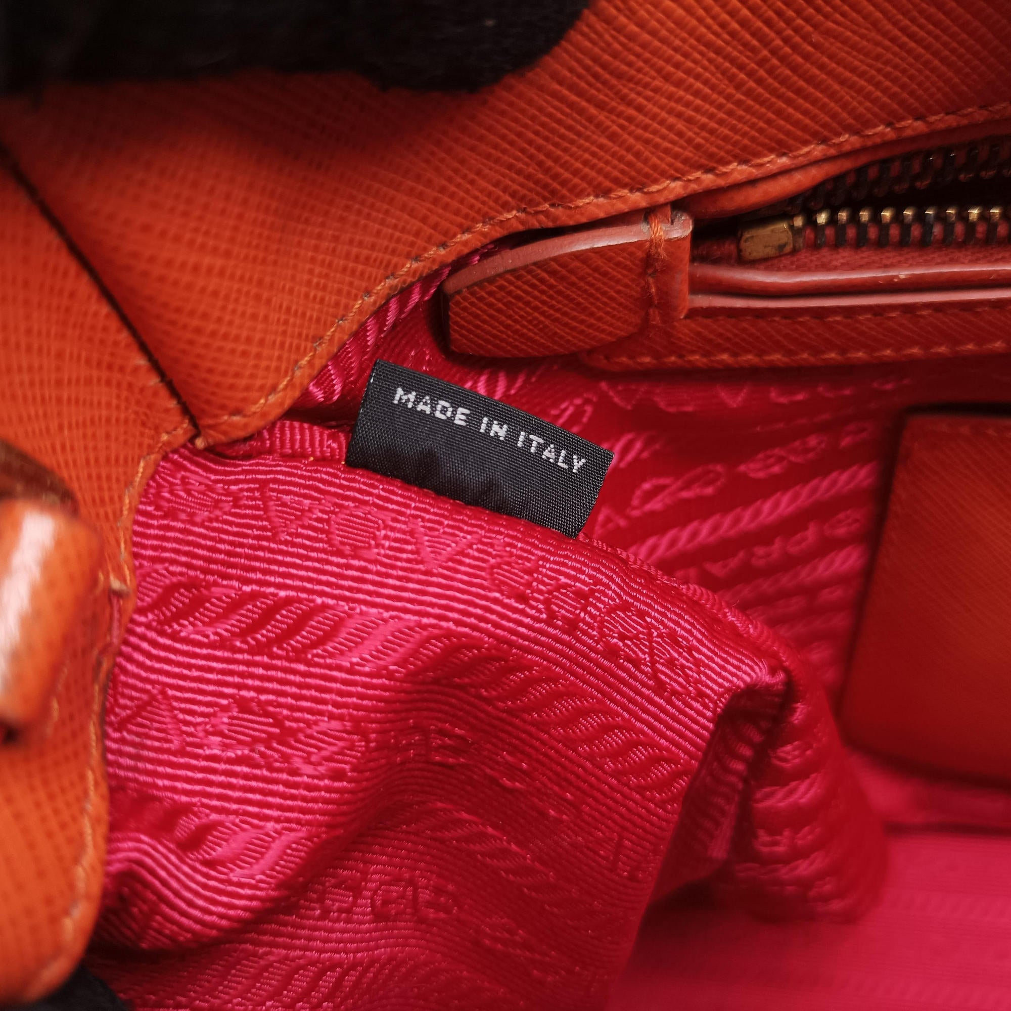 Pre-owned Prada Galleria Orange×red SAFFIANO Leather BN1844 shoulderbag | stylenewstar