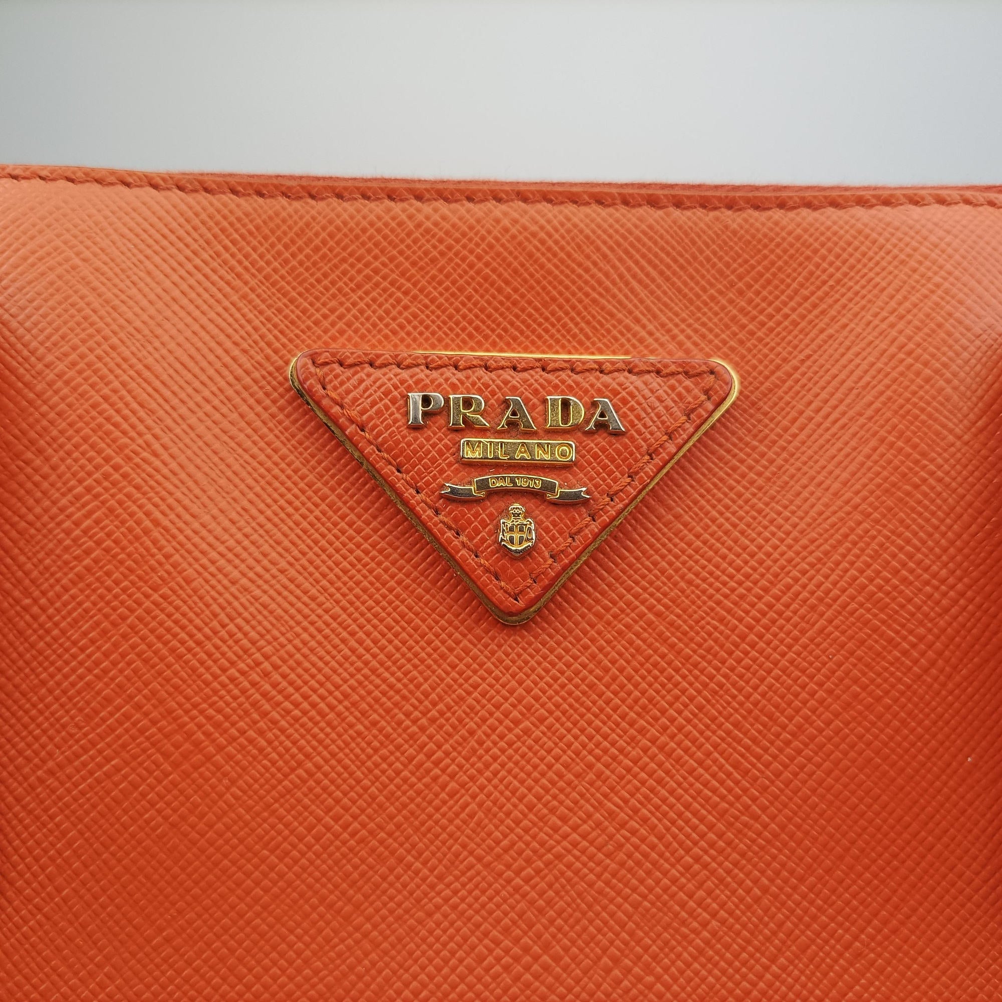 Pre-owned Prada Galleria Orange×red SAFFIANO Leather BN1844 shoulderbag | stylenewstar