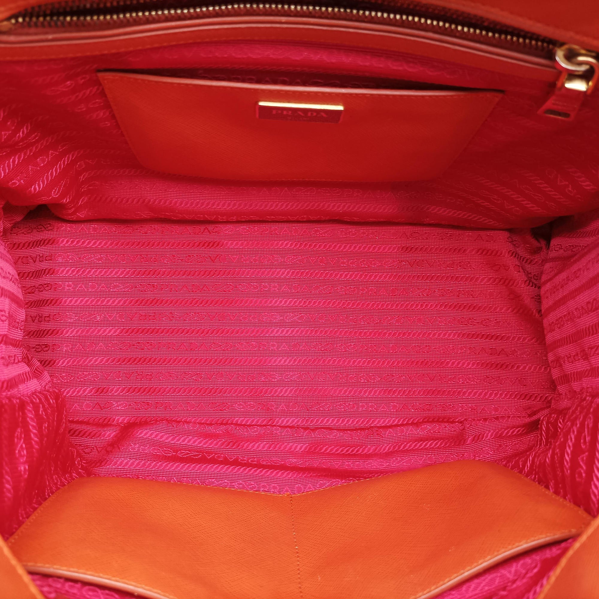 Pre-owned Prada Galleria Orange×red SAFFIANO Leather BN1844 shoulderbag | stylenewstar