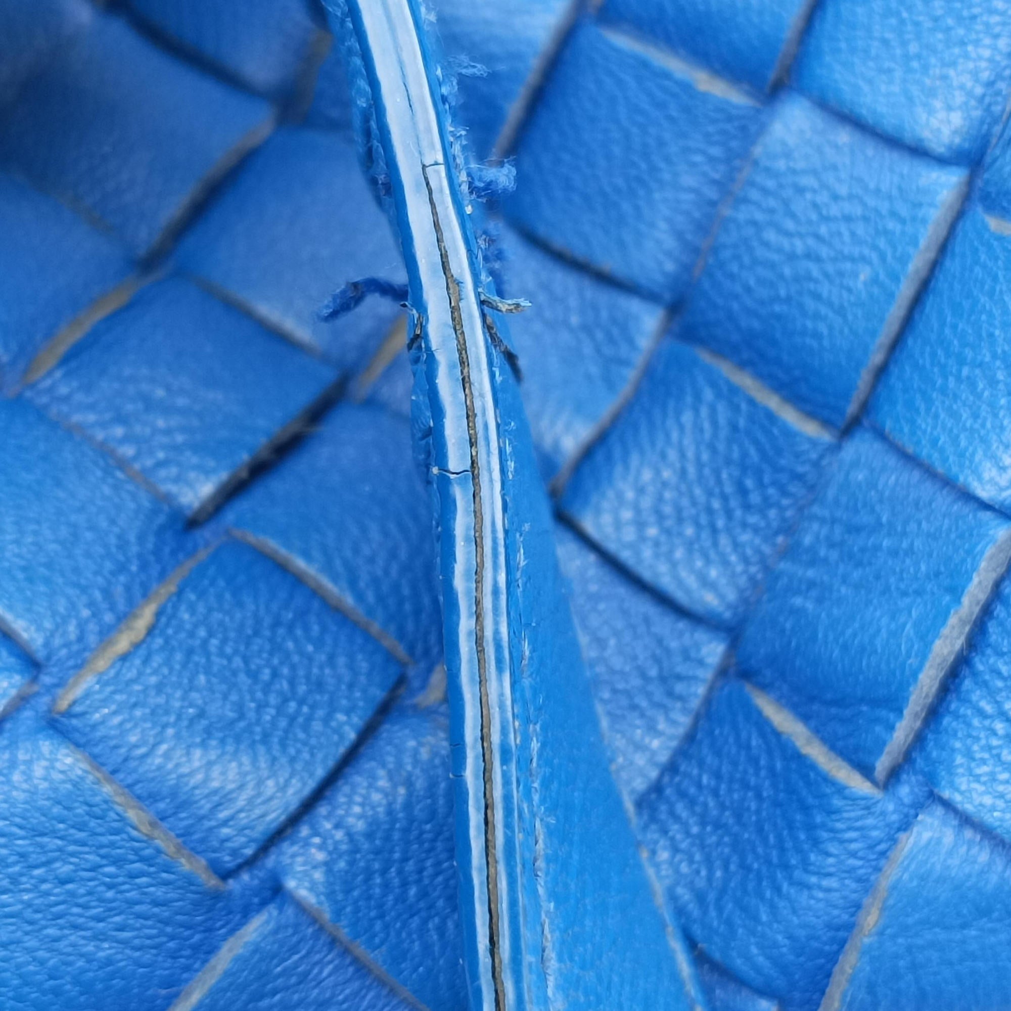 Pre-owned Bottega Veneta Intrecciato Blue lambskin  shoulderbag | stylenewstar