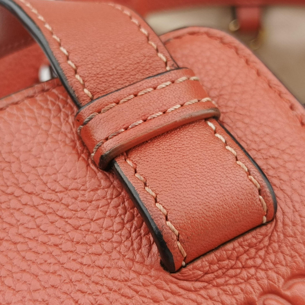 Secondhand Loewe Hammock Orange Leather  shoulderbag | stylenewstar