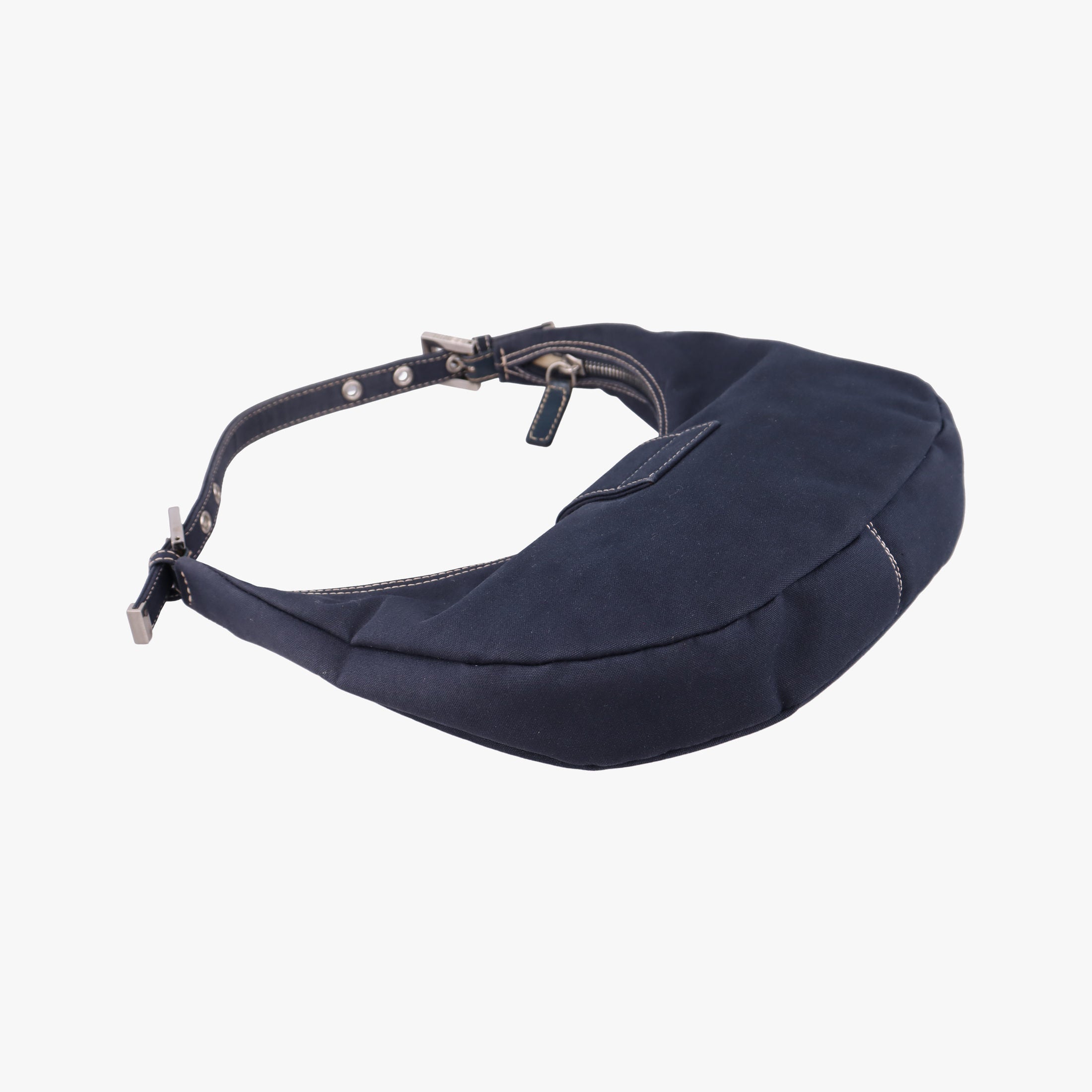 Pre-owned Fendi Baguette Blue Denim 09 632 shoulderbag | stylenewstar