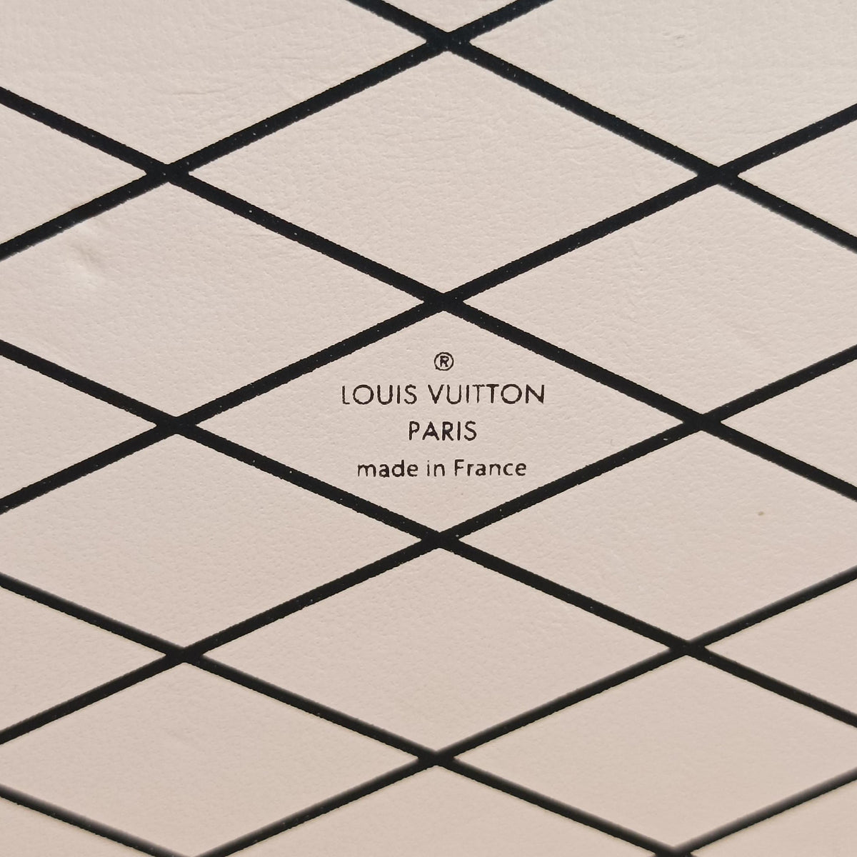 Pre-owned Louis Vuitton PETITE MALLE Noir×COQUELICOT epi×Leather M54651 shoulderbag | stylenewstar