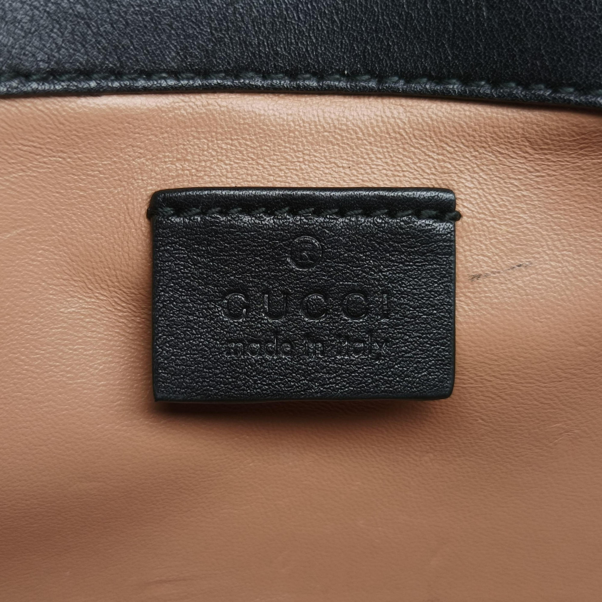 Secondhand Gucci Broadway Black velour 489218 shoulderbag | stylenewstar