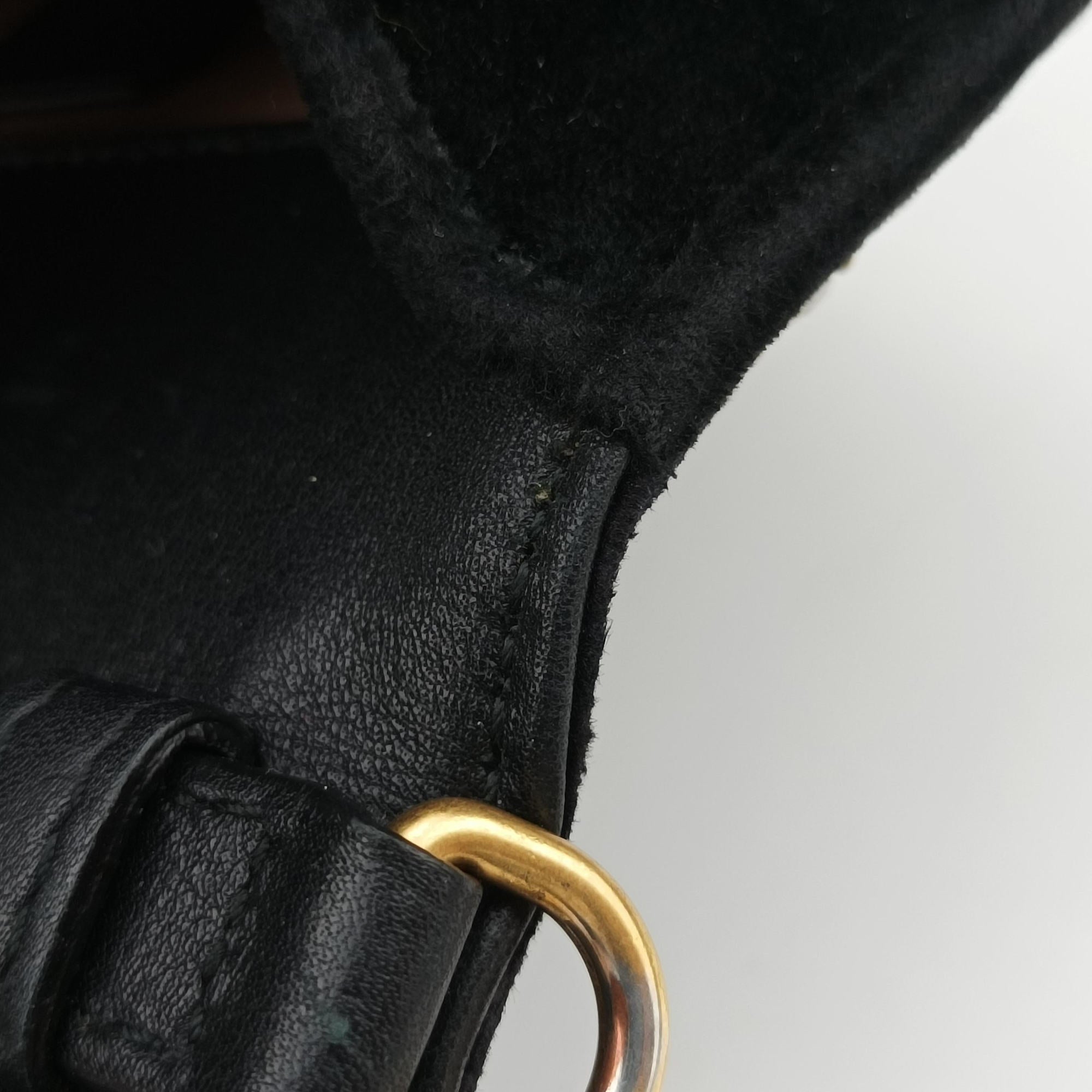 Secondhand Gucci Broadway Black velour 489218 shoulderbag | stylenewstar