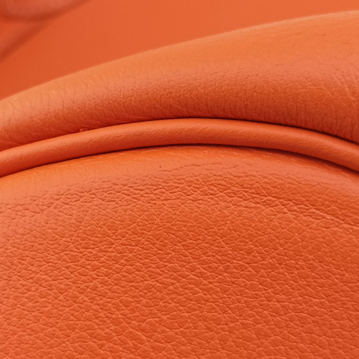 Vintage Hermes Polochon 35 Orange Clemence  handbag | stylenewstar