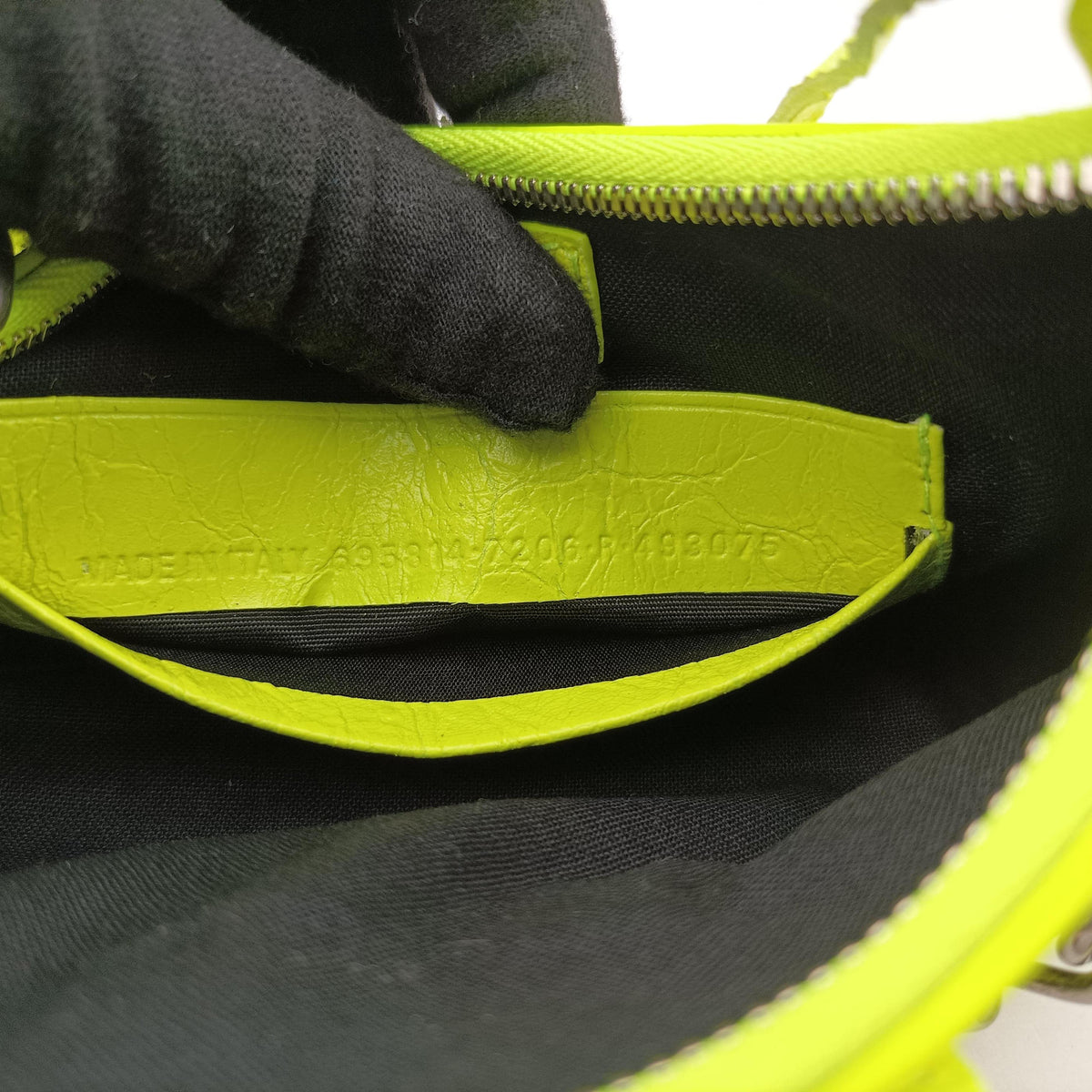 Secondhand Balenciaga Le Cagole Yellow lambskin  shoulderbag | stylenewstar