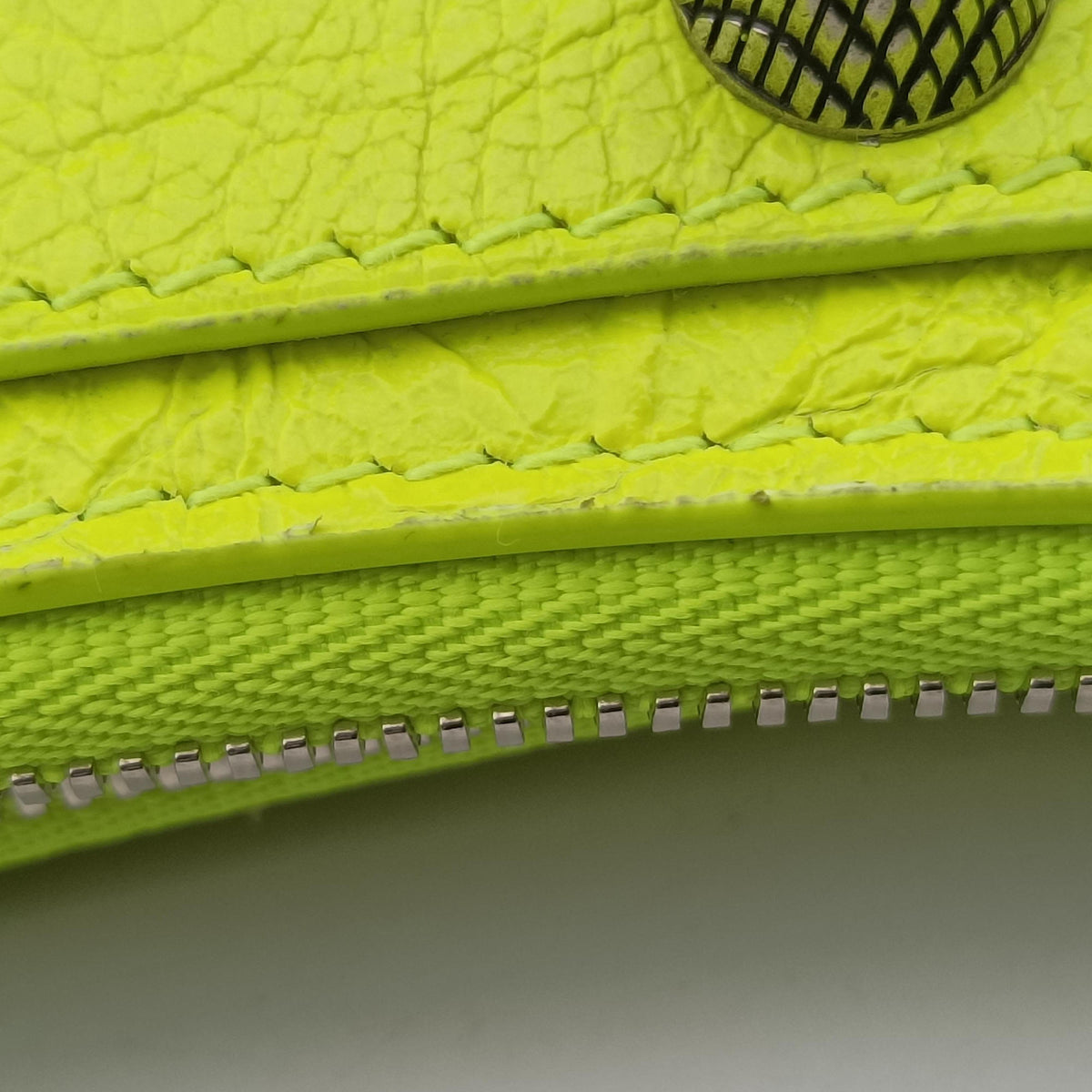 Secondhand Balenciaga Le Cagole Yellow lambskin  shoulderbag | stylenewstar