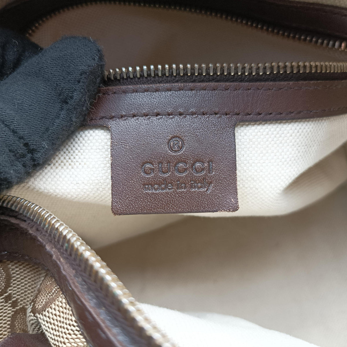 Pre-owned Gucci Sherry Line Beige×green×red canvas×leather 247205 shoulderbag | stylenewstar