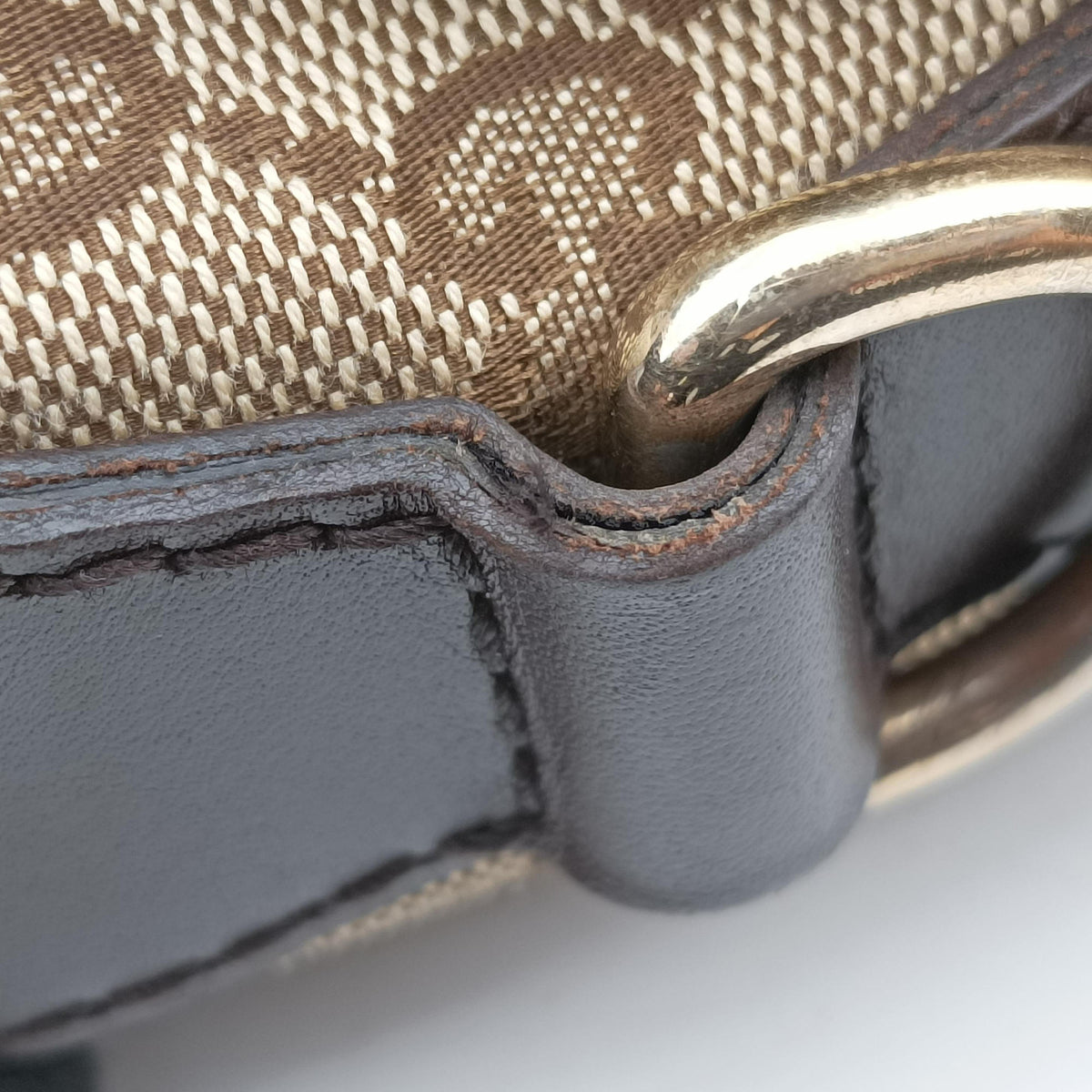Pre-owned Gucci Sherry Line Beige×green×red canvas×leather 247205 shoulderbag | stylenewstar