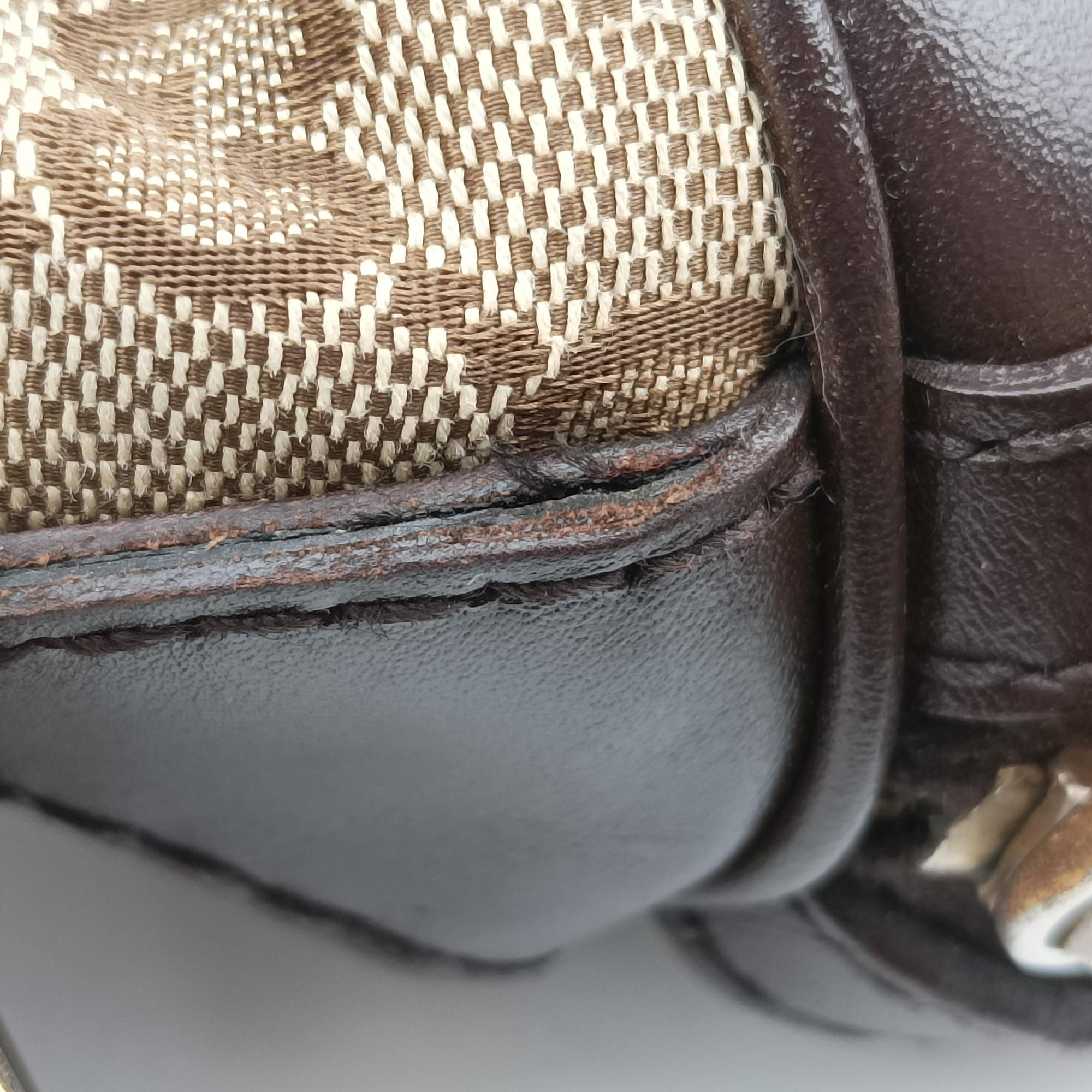Pre-owned Gucci Sherry Line Beige×green×red canvas×leather 247205 shoulderbag | stylenewstar