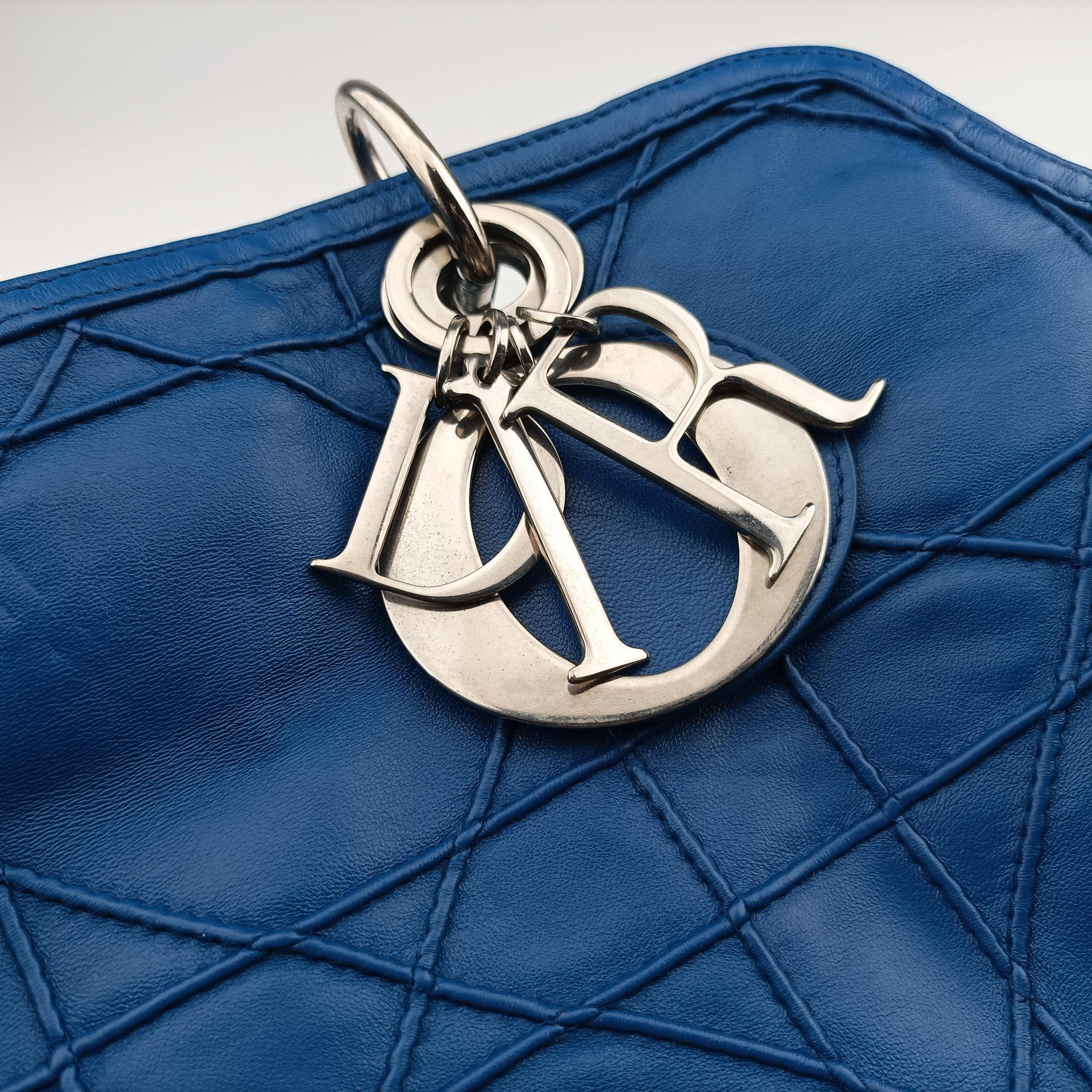 Secondhand Christian Dior Granville Blue lambskin  shoulderbag | stylenewstar