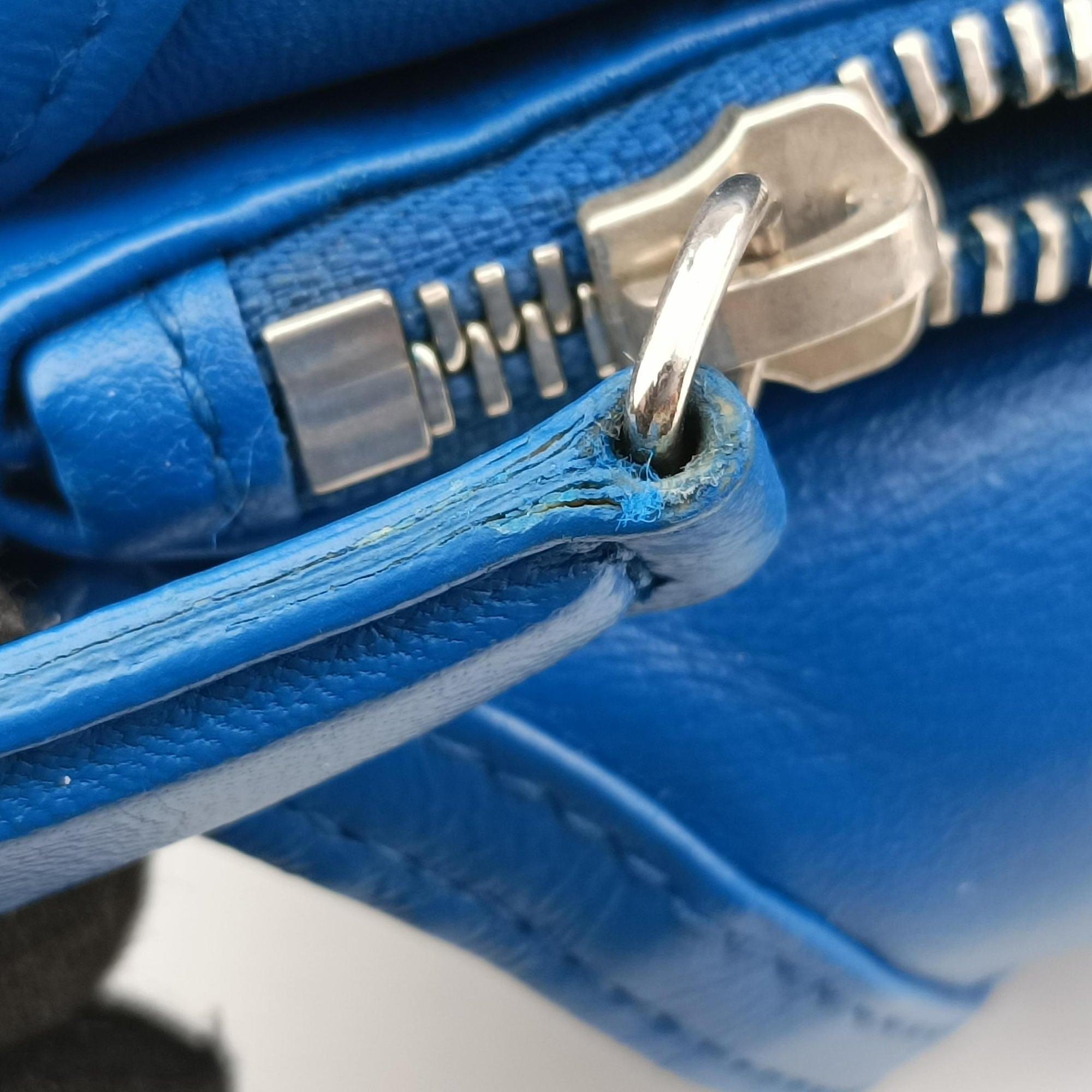 Secondhand Christian Dior Granville Blue lambskin  shoulderbag | stylenewstar