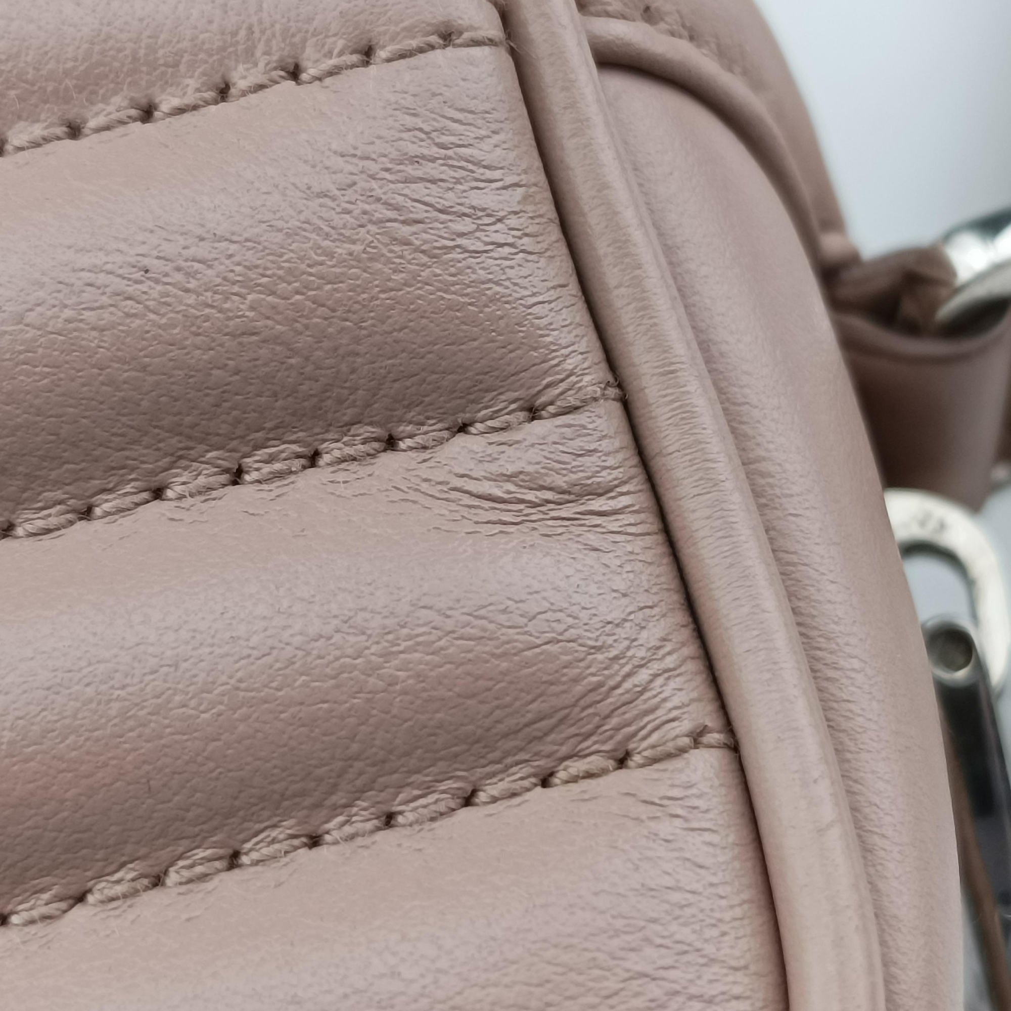 Secondhand Prada Diagramme Pink Leather 1BH084 shoulderbag | stylenewstar
