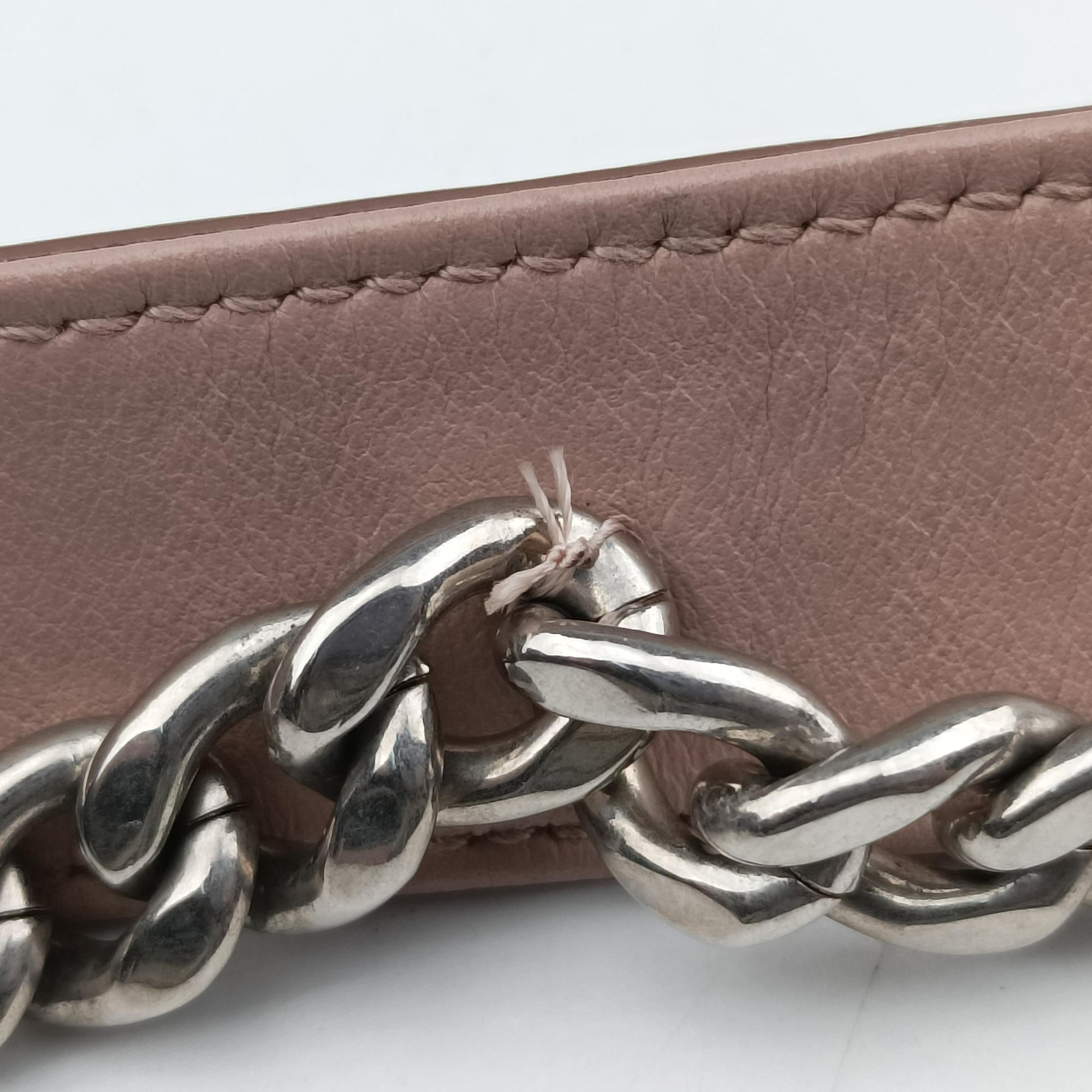 Secondhand Prada Diagramme Pink Leather 1BH084 shoulderbag | stylenewstar