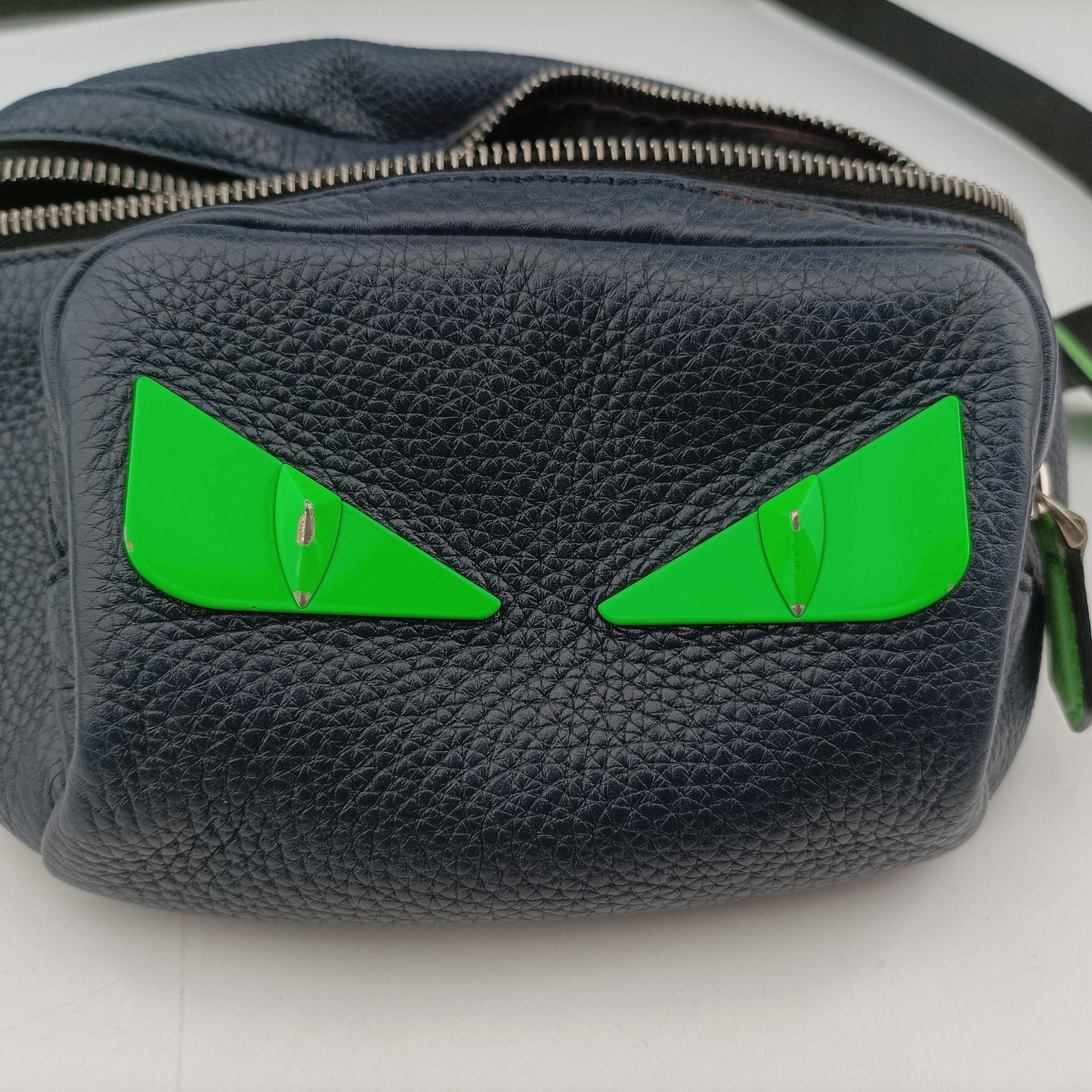 Secondhand Fendi Pecan AMOR Logo Navy Leather 7VA446 bum bag/waist bag | stylenewstar