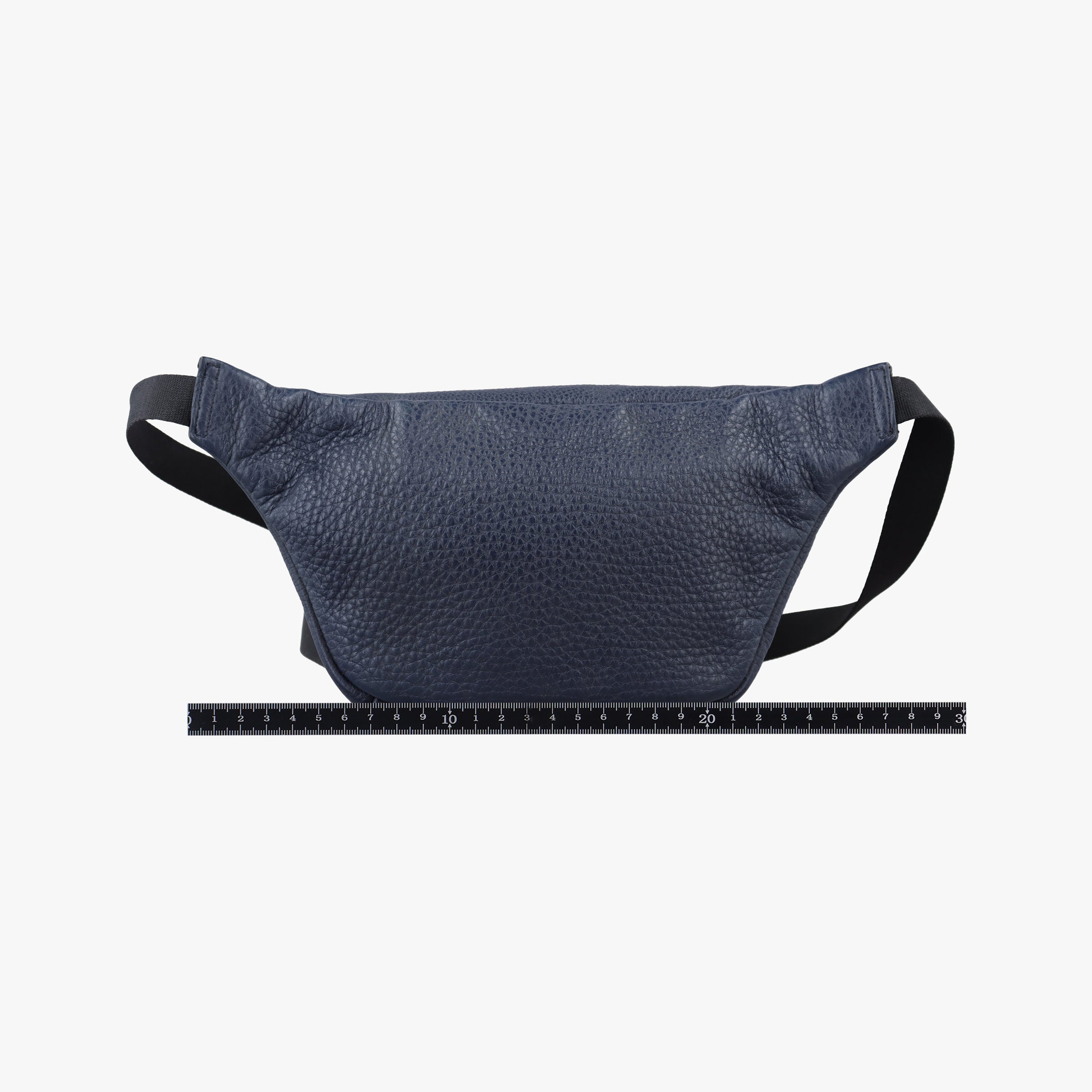 Secondhand Fendi Pecan AMOR Logo Navy Leather 7VA446 bum bag/waist bag | stylenewstar