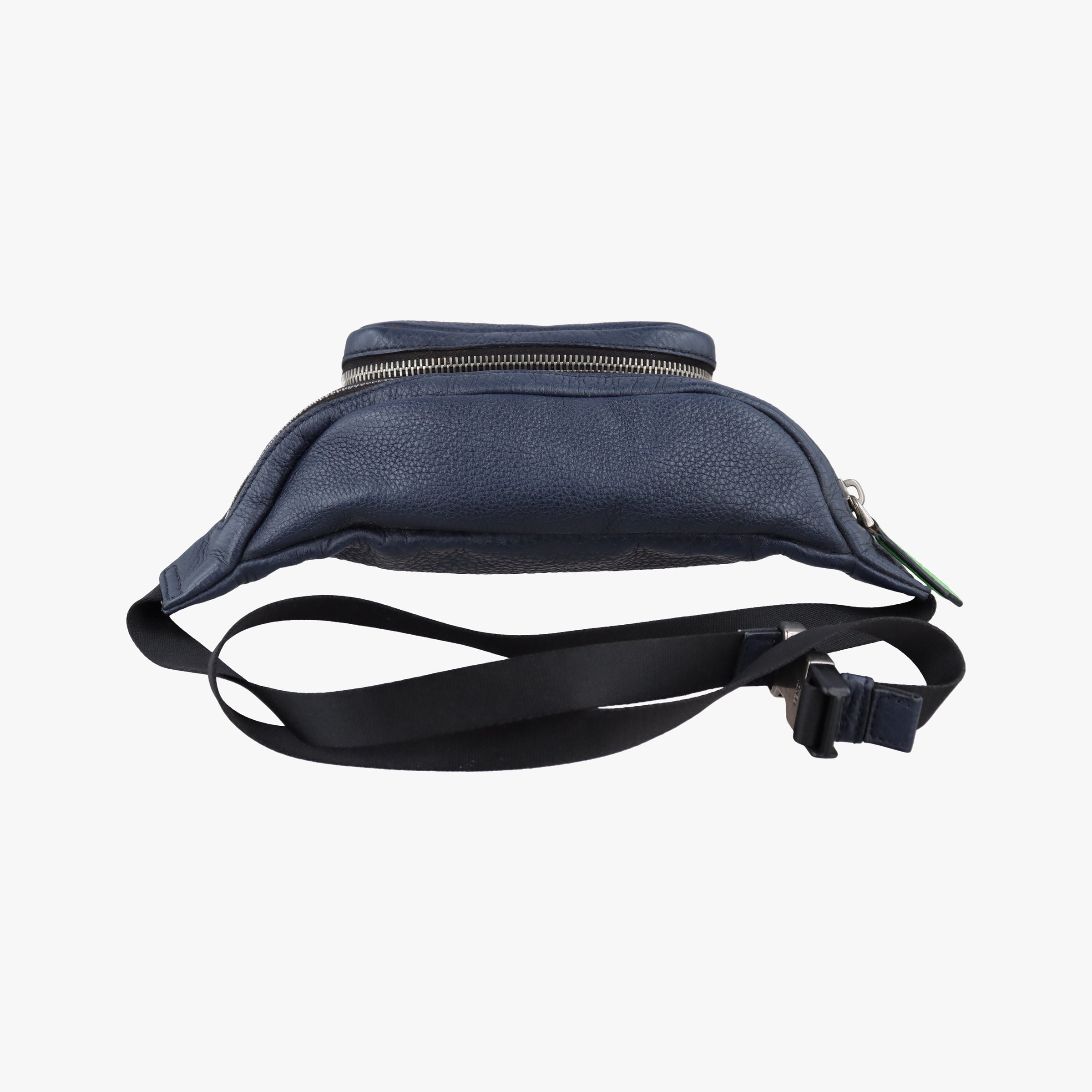 Secondhand Fendi Pecan AMOR Logo Navy Leather 7VA446 bum bag/waist bag | stylenewstar