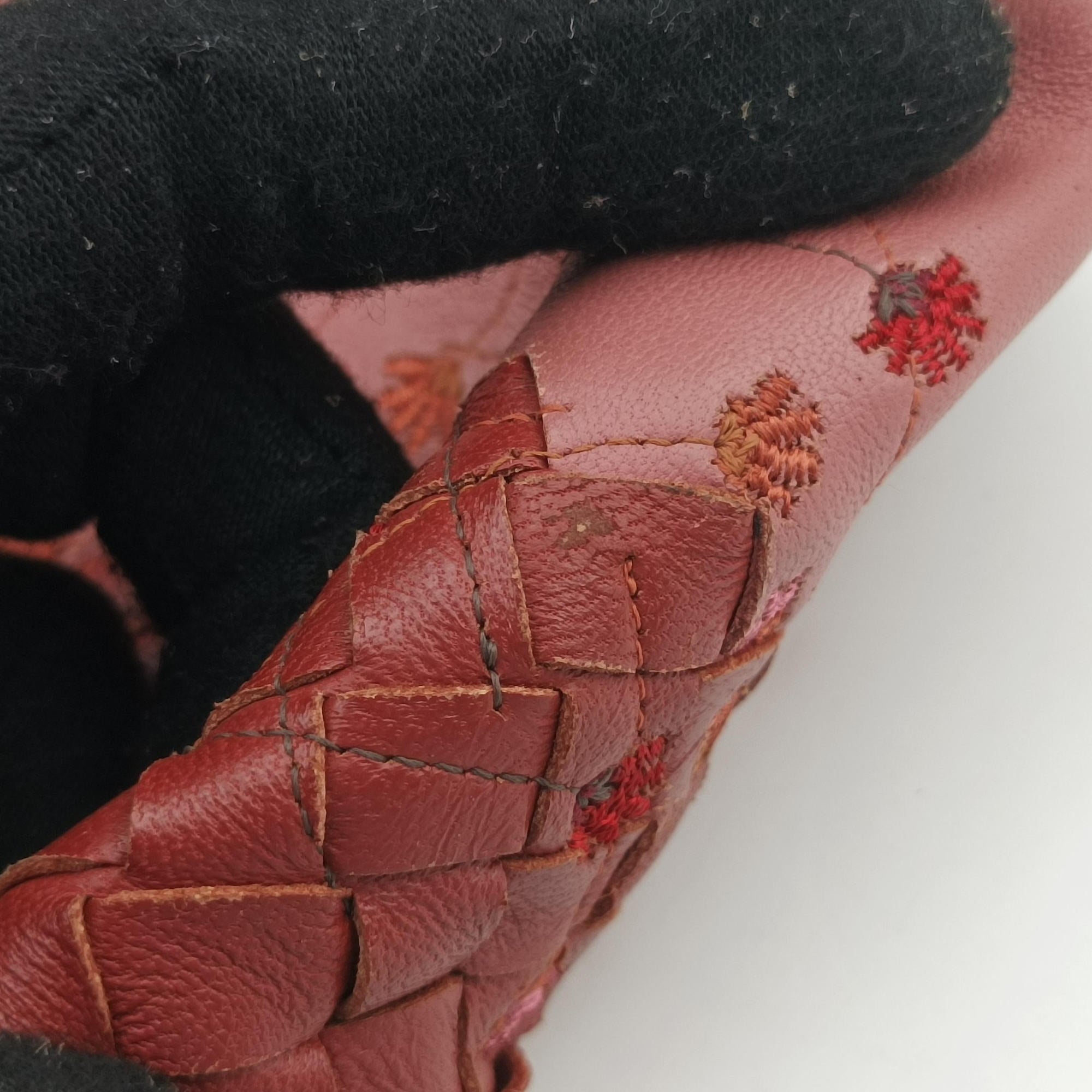 Secondhand Bottega Veneta Floral Intrecciato Pink×multicolor lambskin  shoulderbag | stylenewstar