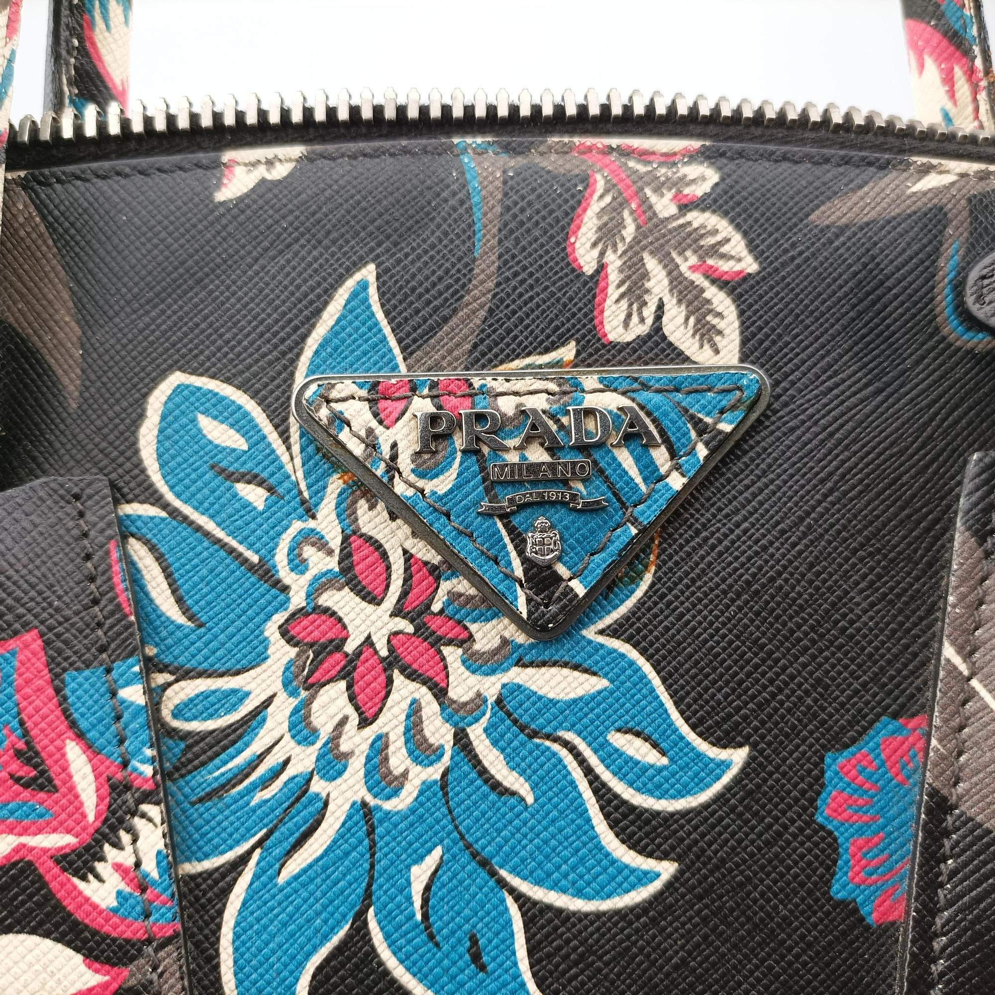 Vintage Prada Tessuto Multicolour SAFFIANO Leather  handbag | stylenewstar