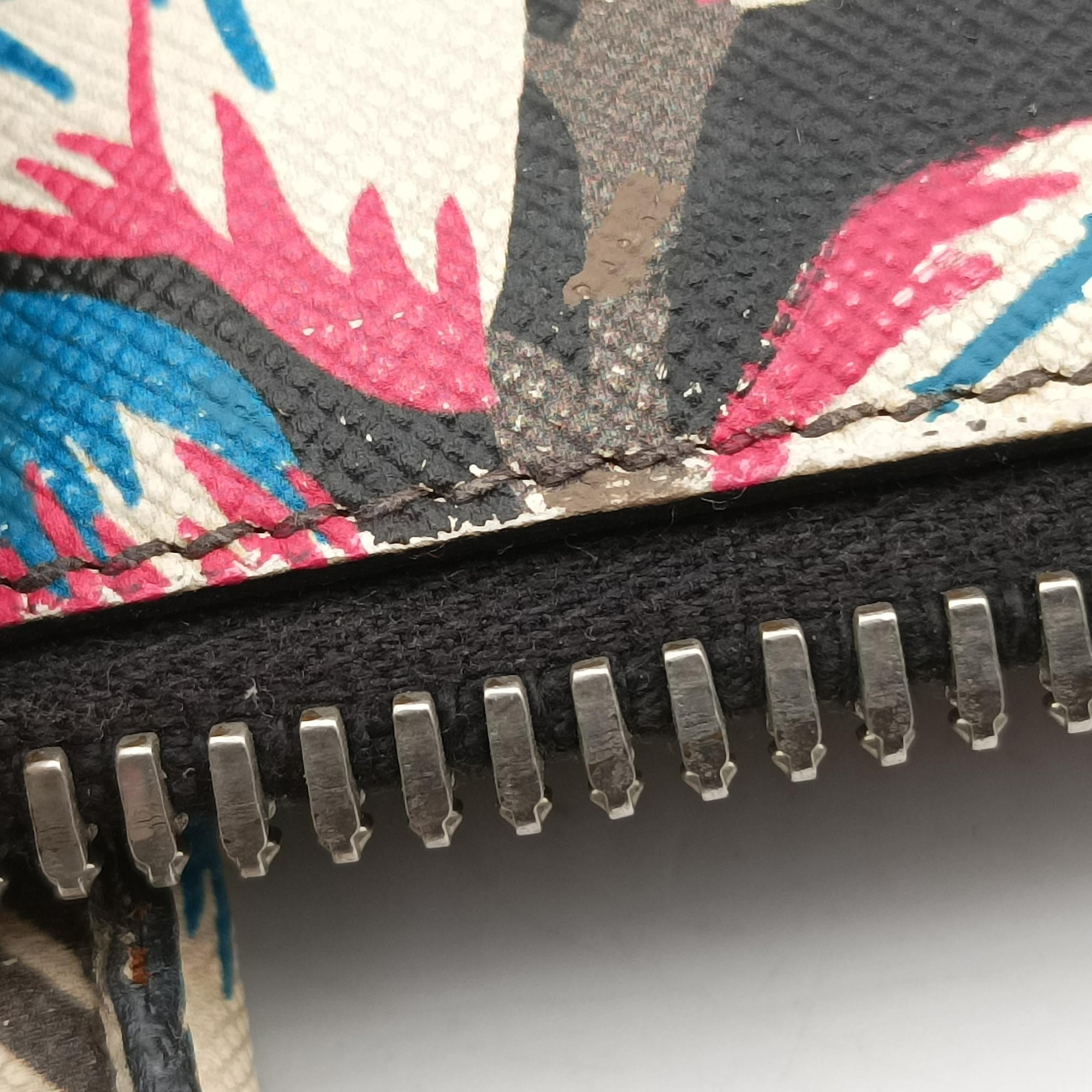 Vintage Prada Tessuto Multicolour SAFFIANO Leather  handbag | stylenewstar