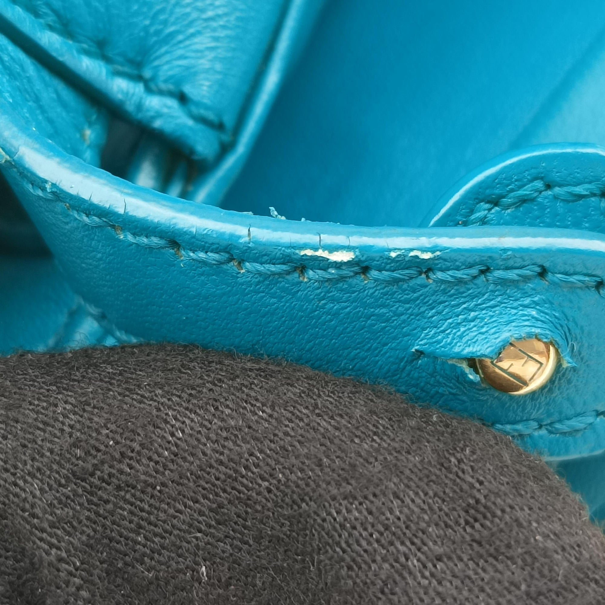Pre-owned Fendi PEEKABOO Blue Leather 8BN244 shoulderbag | stylenewstar