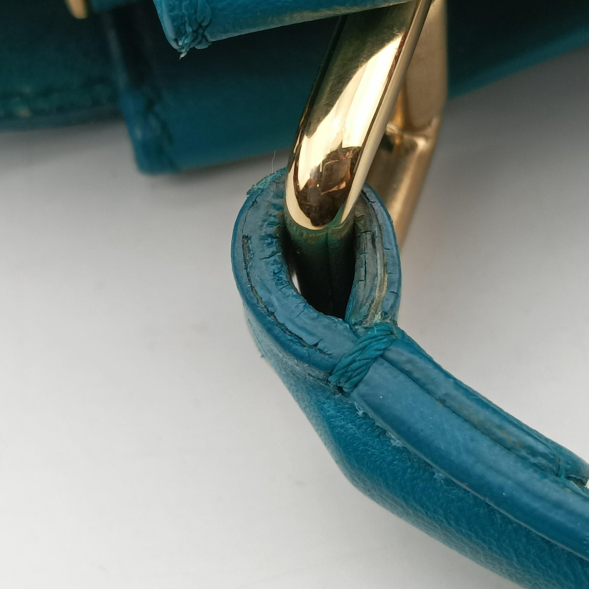 Pre-owned Fendi PEEKABOO Blue Leather 8BN244 shoulderbag | stylenewstar