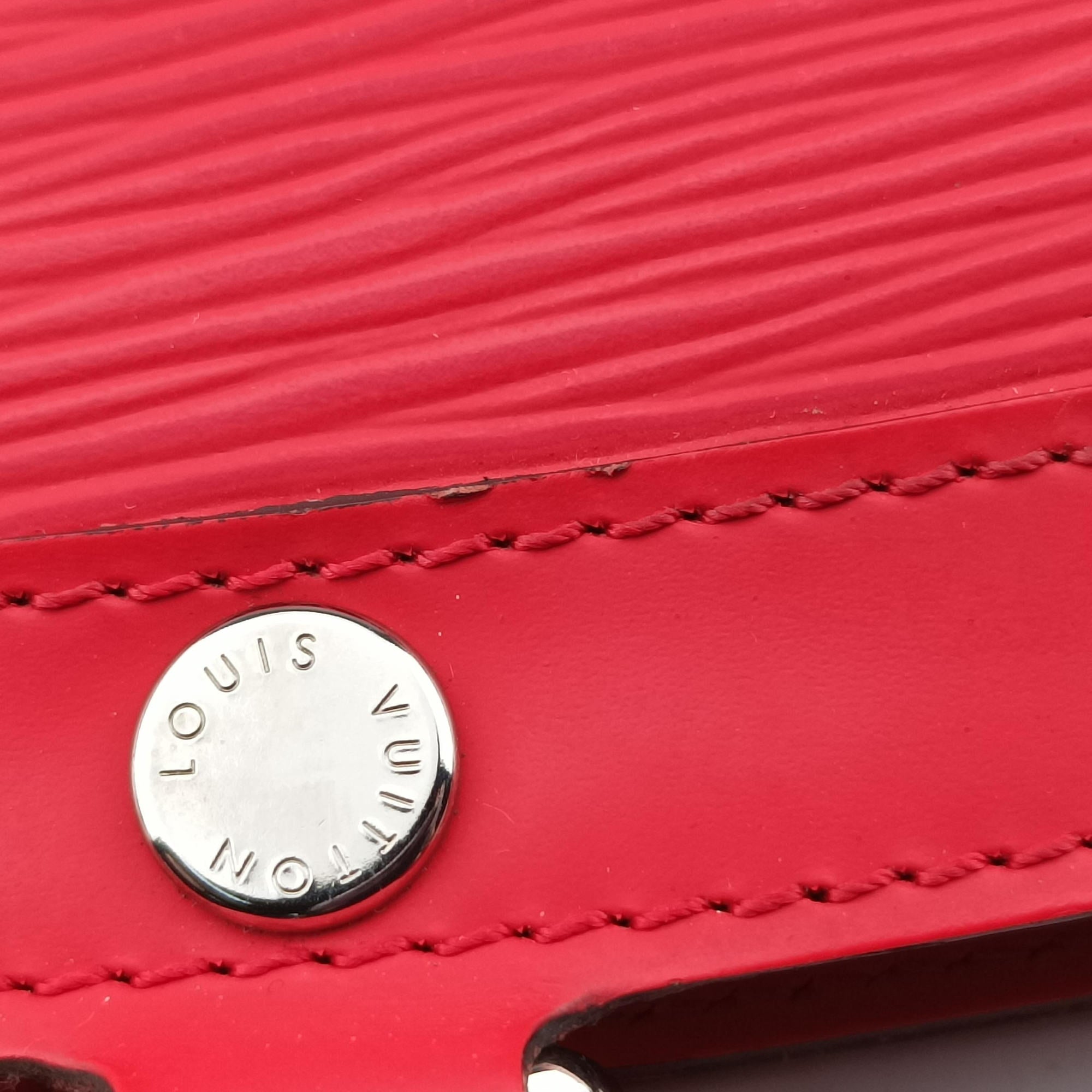 Pre-owned Louis Vuitton Brea MM Rubis Epi M4030E shoulderbag | stylenewstar