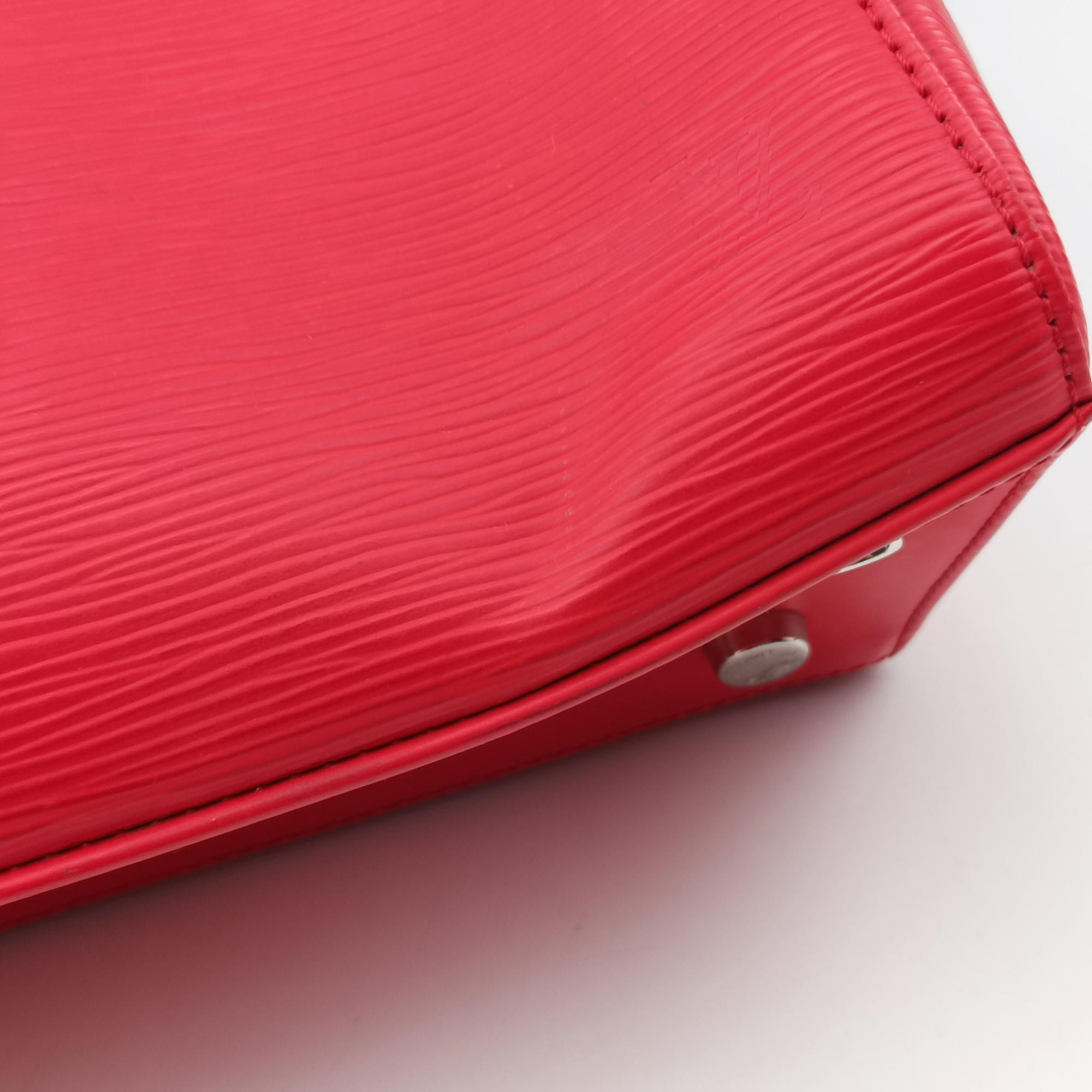 Pre-owned Louis Vuitton Brea MM Rubis Epi M4030E shoulderbag | stylenewstar