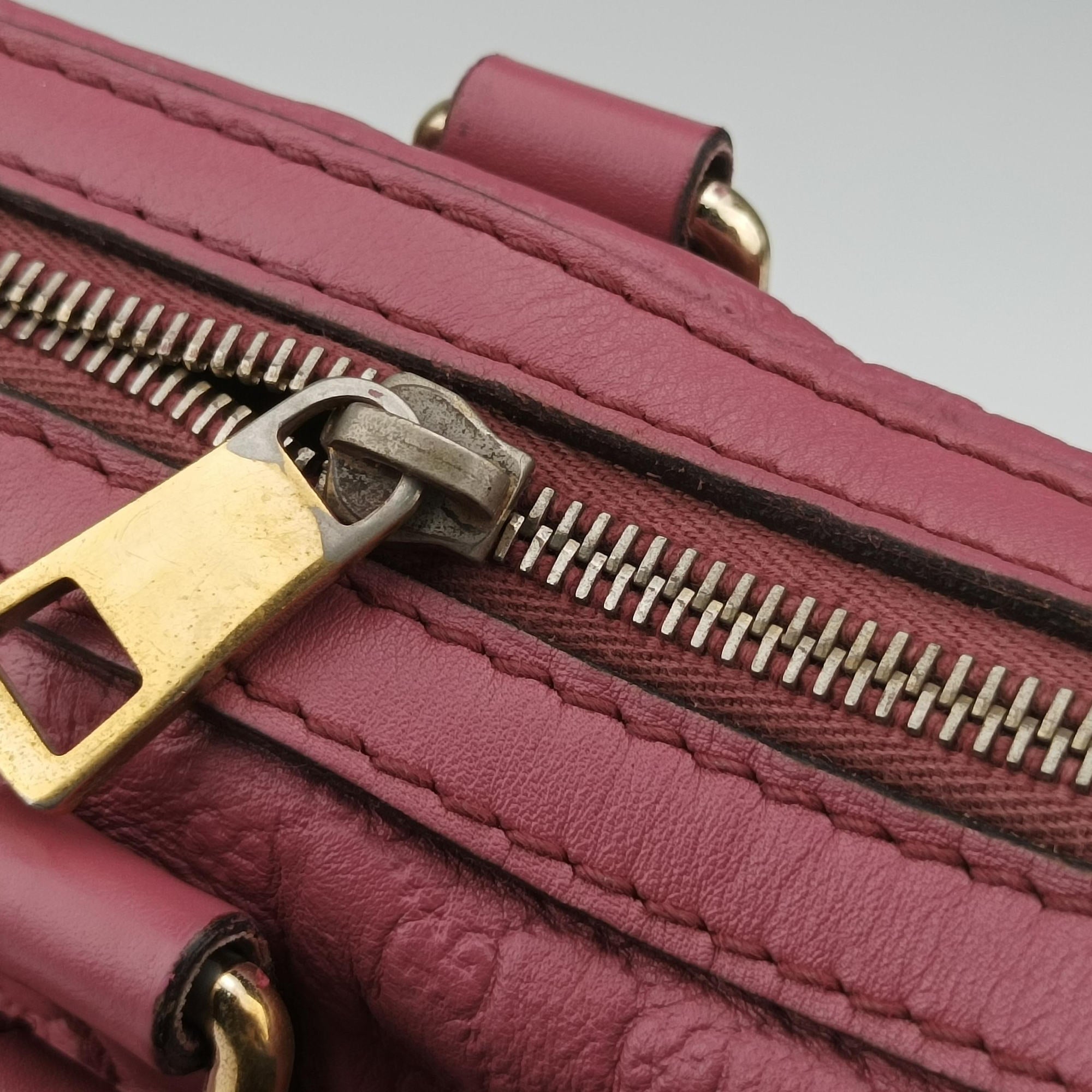 Secondhand Gucci Sherry Line Pink Leather 247205 handbag | stylenewstar