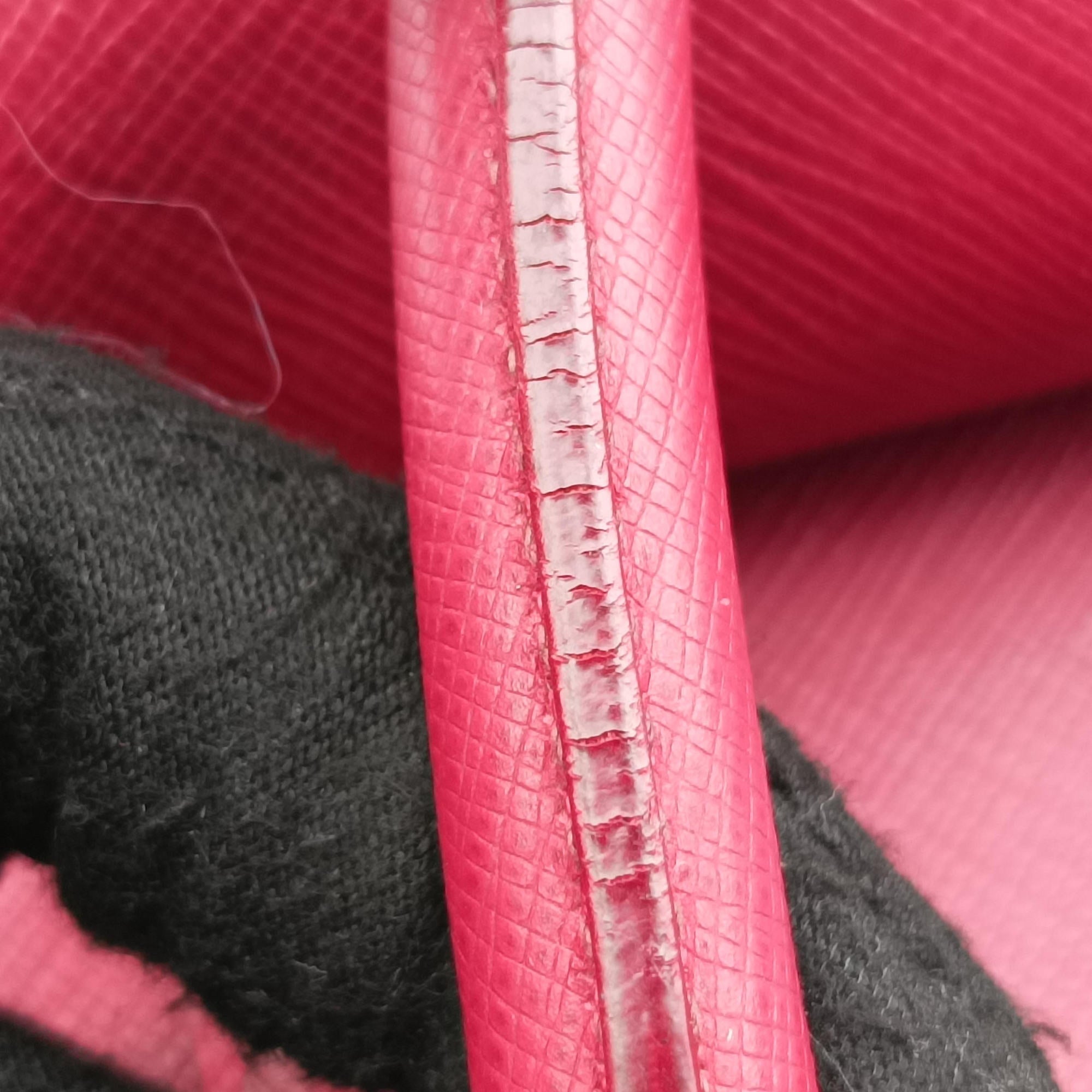 Secondhand Prada Galleria Front Pocket Red SAFFIANO Leather BN2674 shoulderbag | stylenewstar