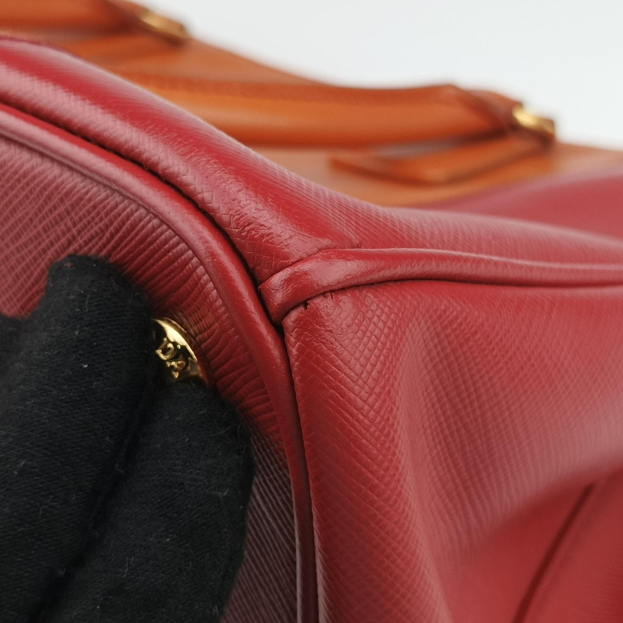 Pre-owned Prada Galleria Orange×red SAFFIANO Leather BN1844 clutchbag | stylenewstar