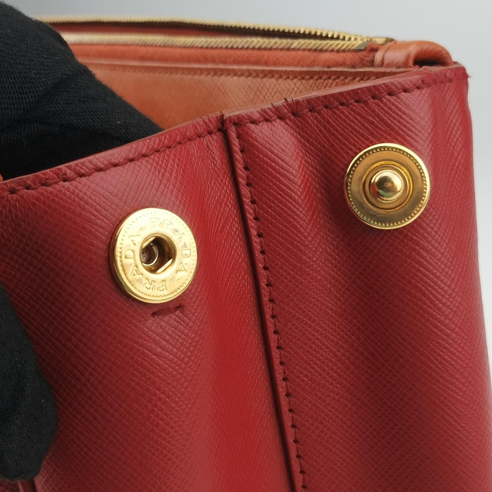 Pre-owned Prada Galleria Orange×red SAFFIANO Leather BN1844 clutchbag | stylenewstar