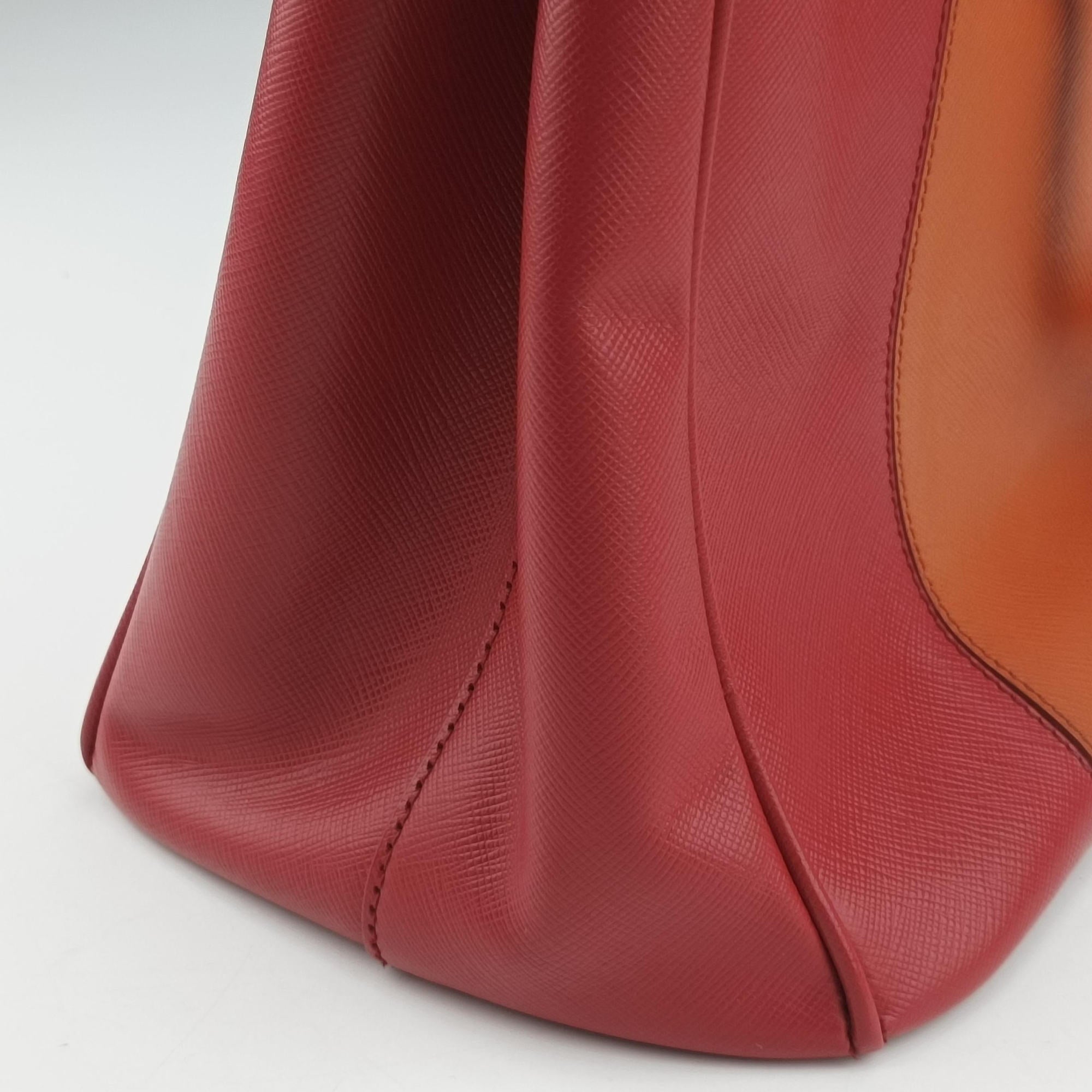 Pre-owned Prada Galleria Orange×red SAFFIANO Leather BN1844 clutchbag | stylenewstar